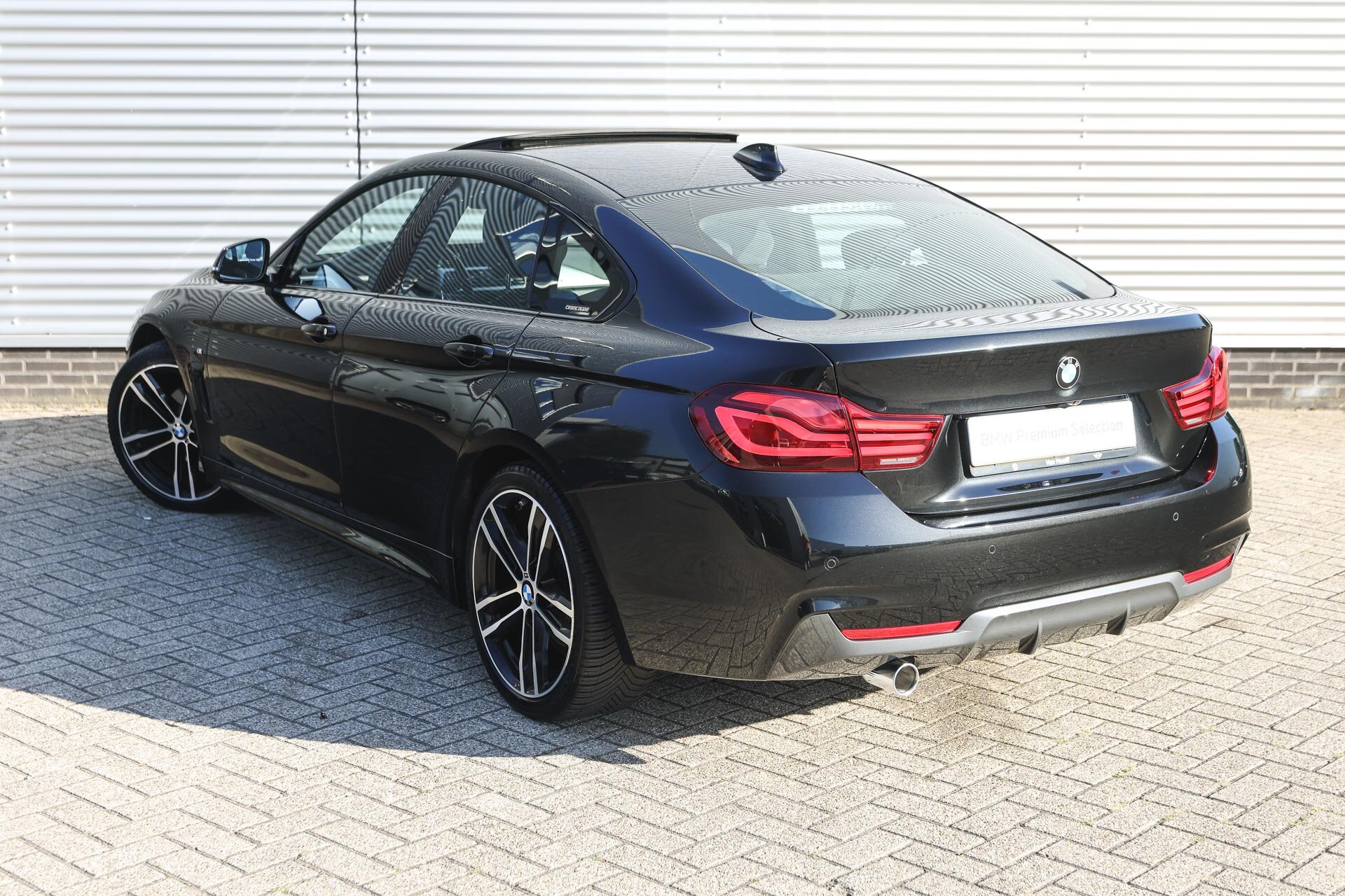 BMW 4 Serie Gran Coupé 418i High Executive M Sport Automaat - Afbeelding 2