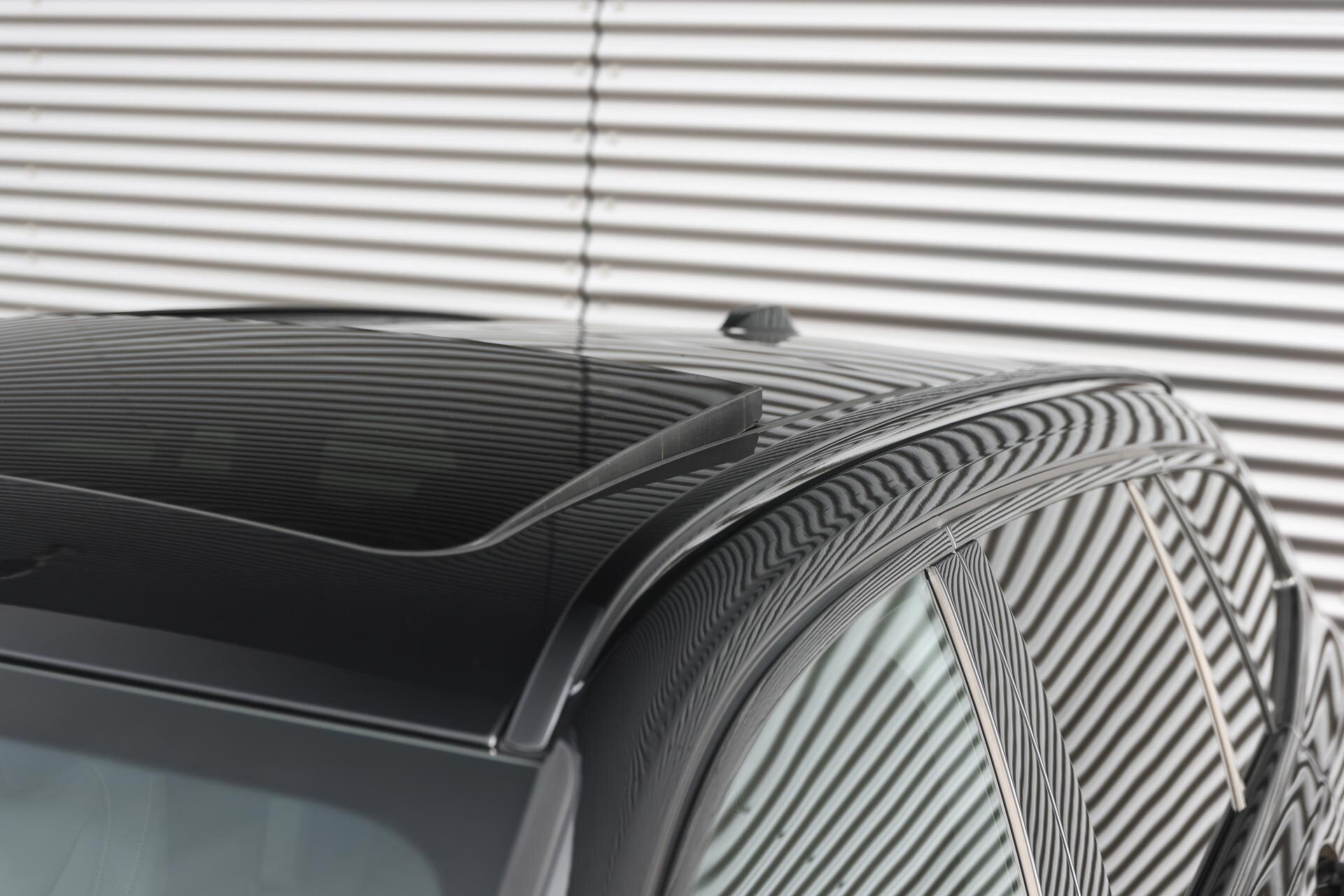 BMW 3 Serie Touring 330e High Executive M Sport Automaat - Afbeelding 5