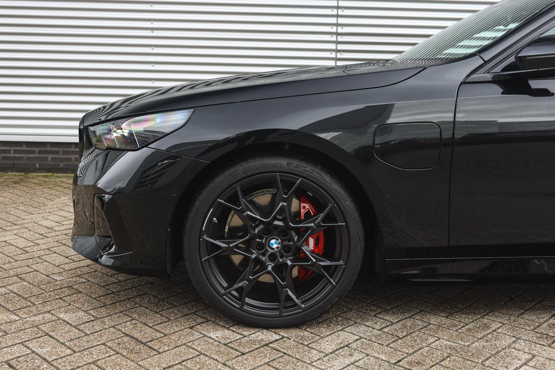 BMW 5 Serie Touring 550e xDrive M Sport Automaat - Afbeelding 4