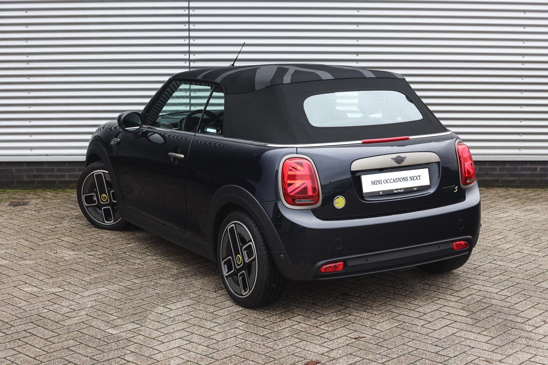 MINI Cabrio Electric Yours - Afbeelding 2