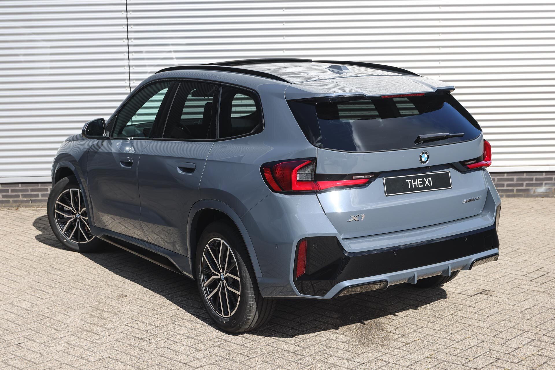 BMW X1 sDrive20i High Executive M Sport Automaat - Afbeelding 2