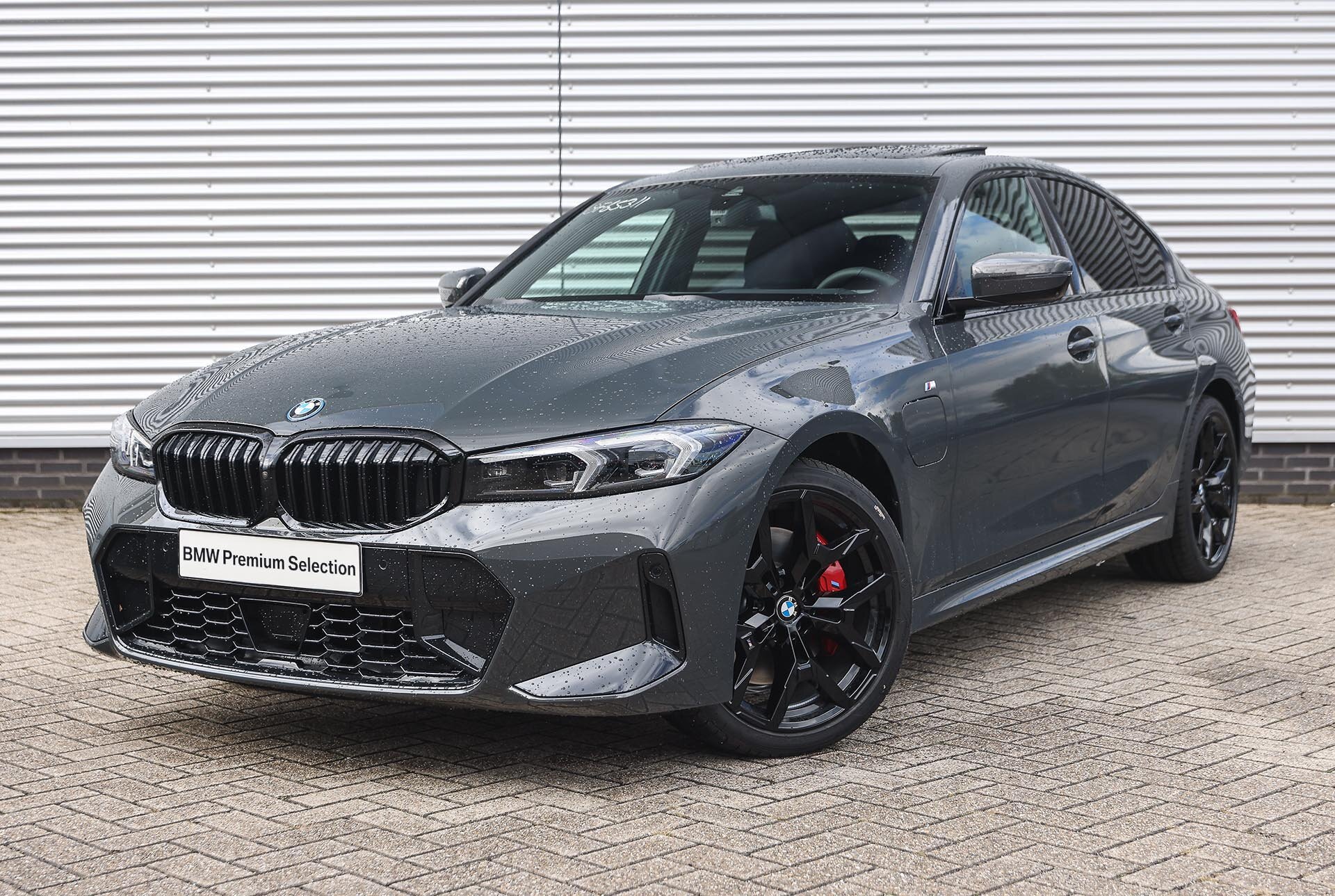 BMW 3 Serie 330e High Executive M Sport Automaat