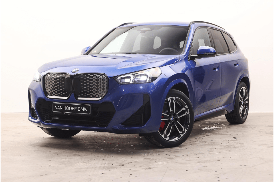 BMW iX1 eDrive20 M Sport - Afbeelding 1