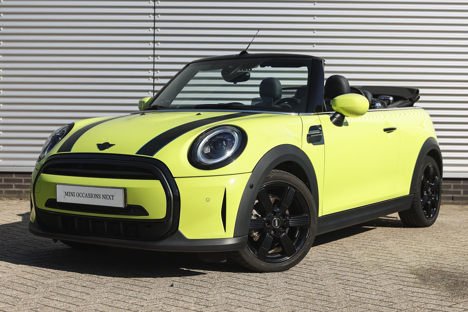 MINI Cooper Cabrio Sidewalk Edition Automaat