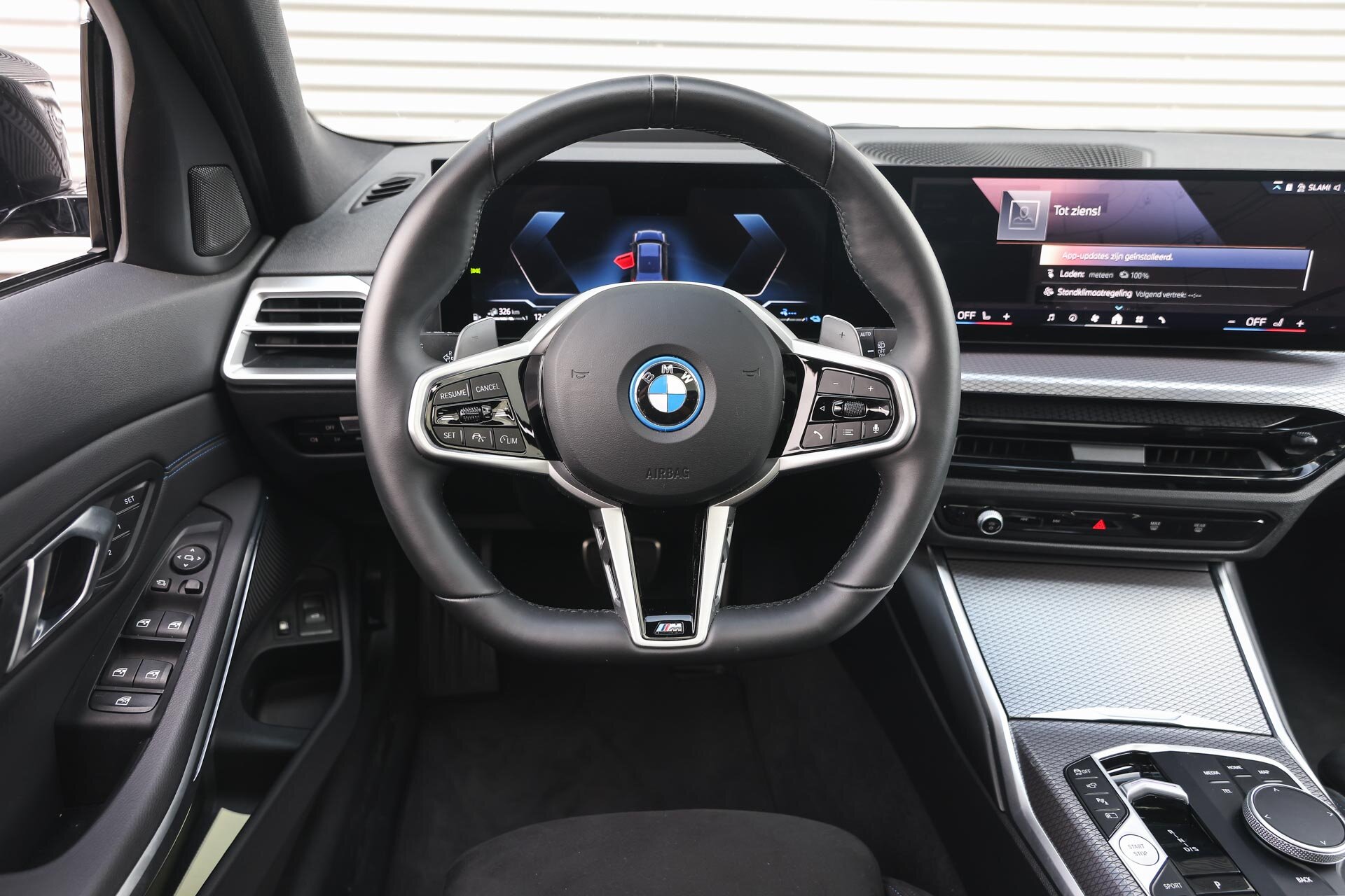 BMW 3 Serie Touring 330e xDrive High Executive M Sport Automiaat - Afbeelding 3