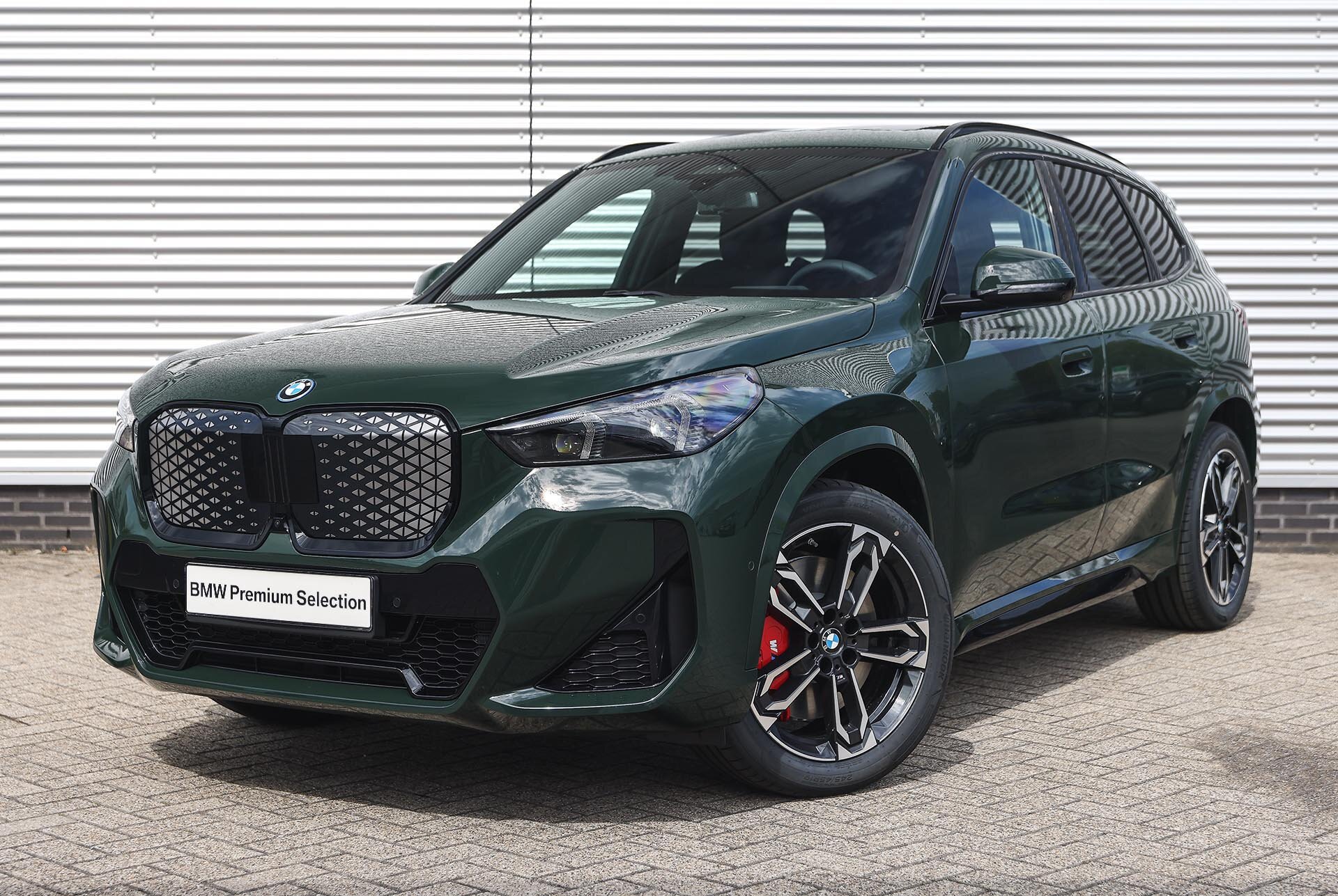 BMW iX1 eDrive20 High Executive M Sport