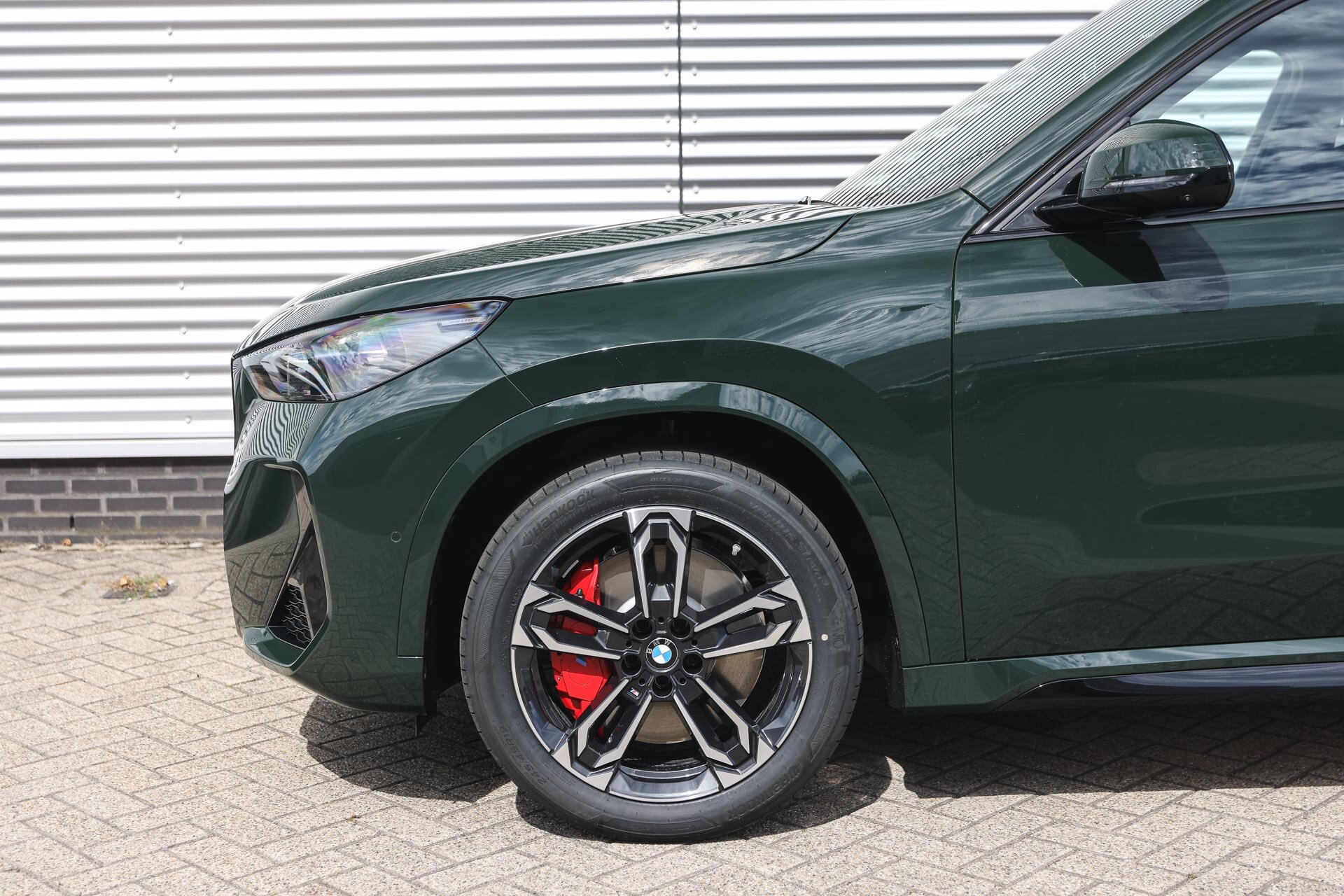 BMW iX1 eDrive20 High Executive M Sport - Afbeelding 4