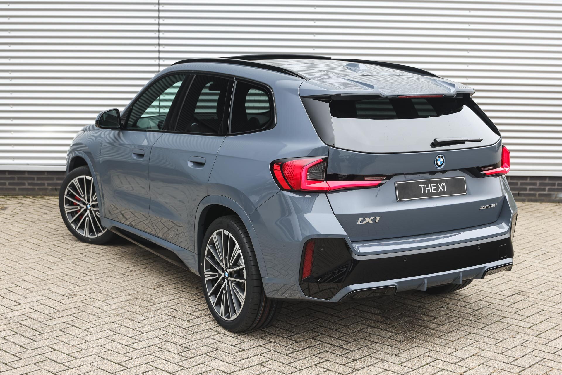 BMW iX1 xDrive30 High Executive M Sport - Afbeelding 2