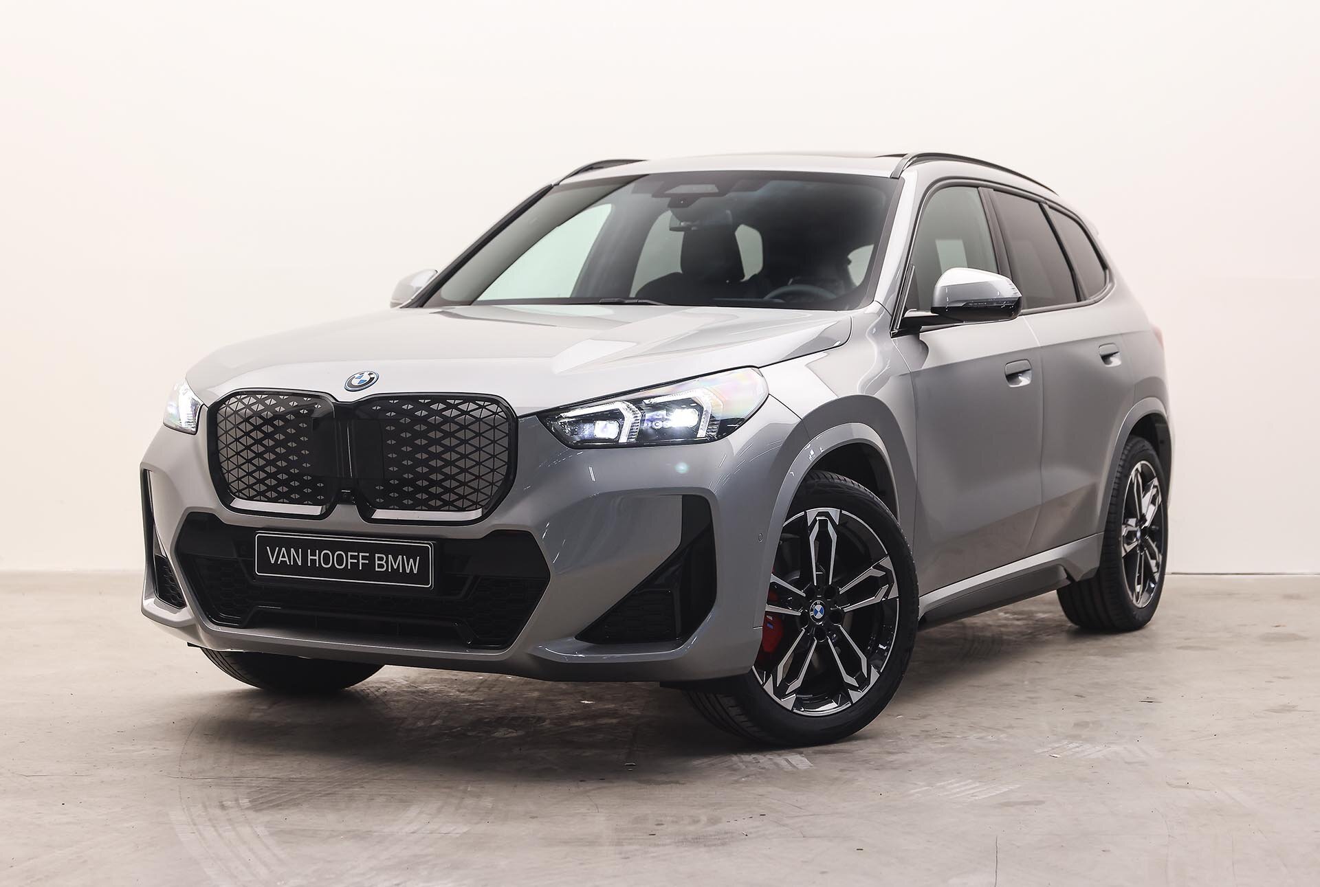 BMW iX1 eDrive20 High Executive M Sport