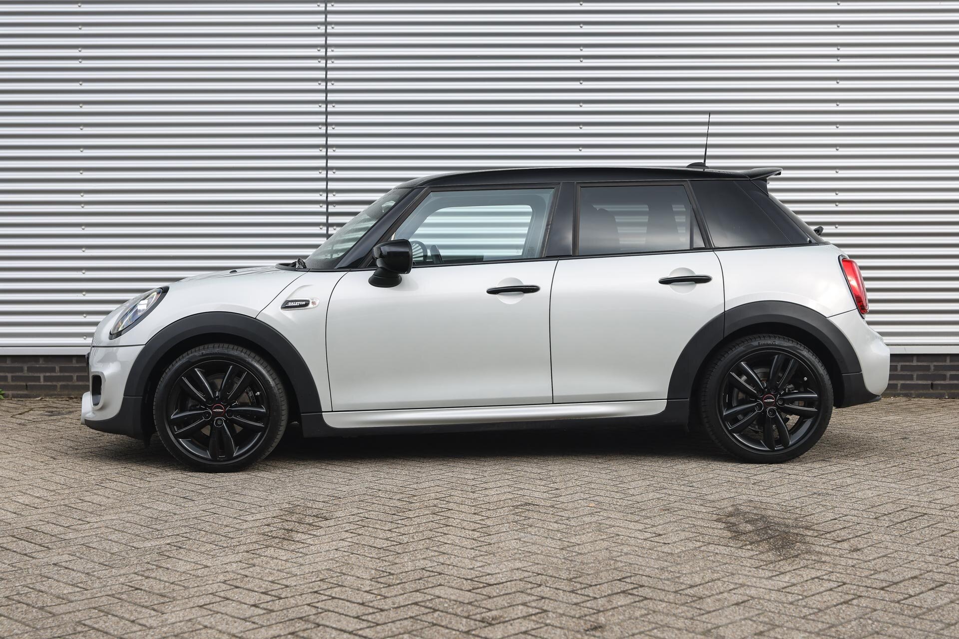 MINI Cooper Hatchback JCW Automaat - Afbeelding 3