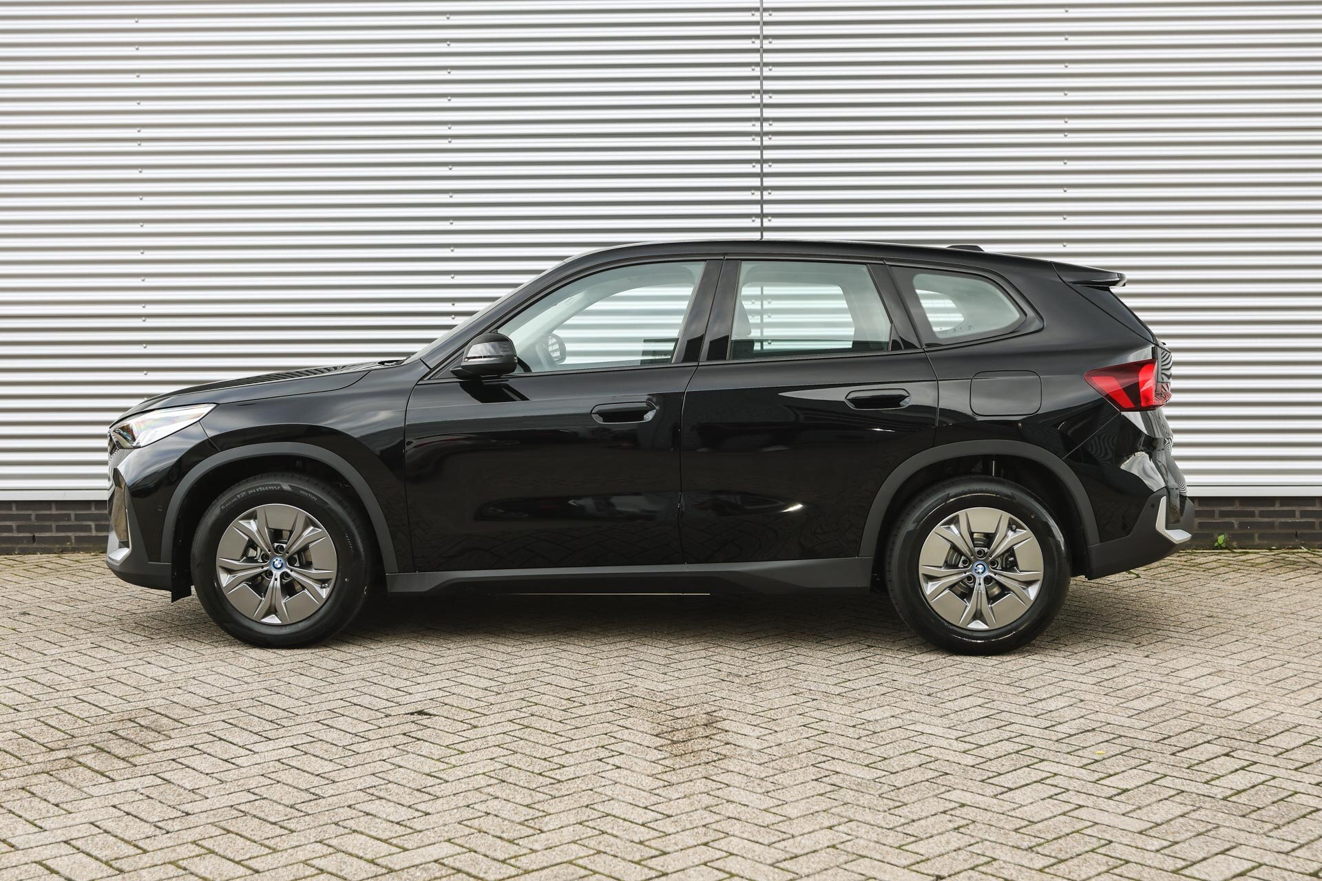 BMW iX1 eDrive20 - Afbeelding 2