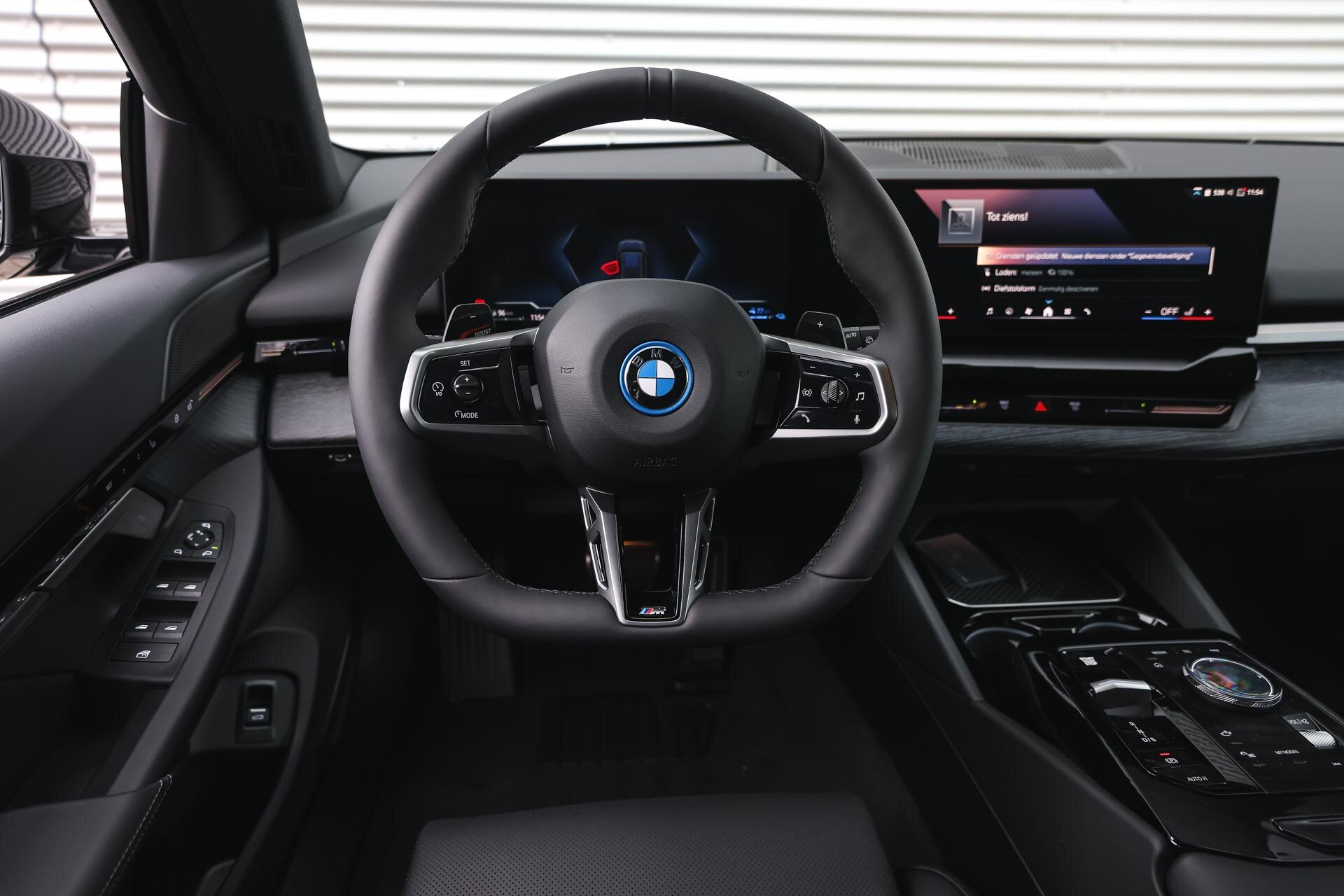 BMW 5 Serie Touring 530e M Sport Automaat - Afbeelding 3