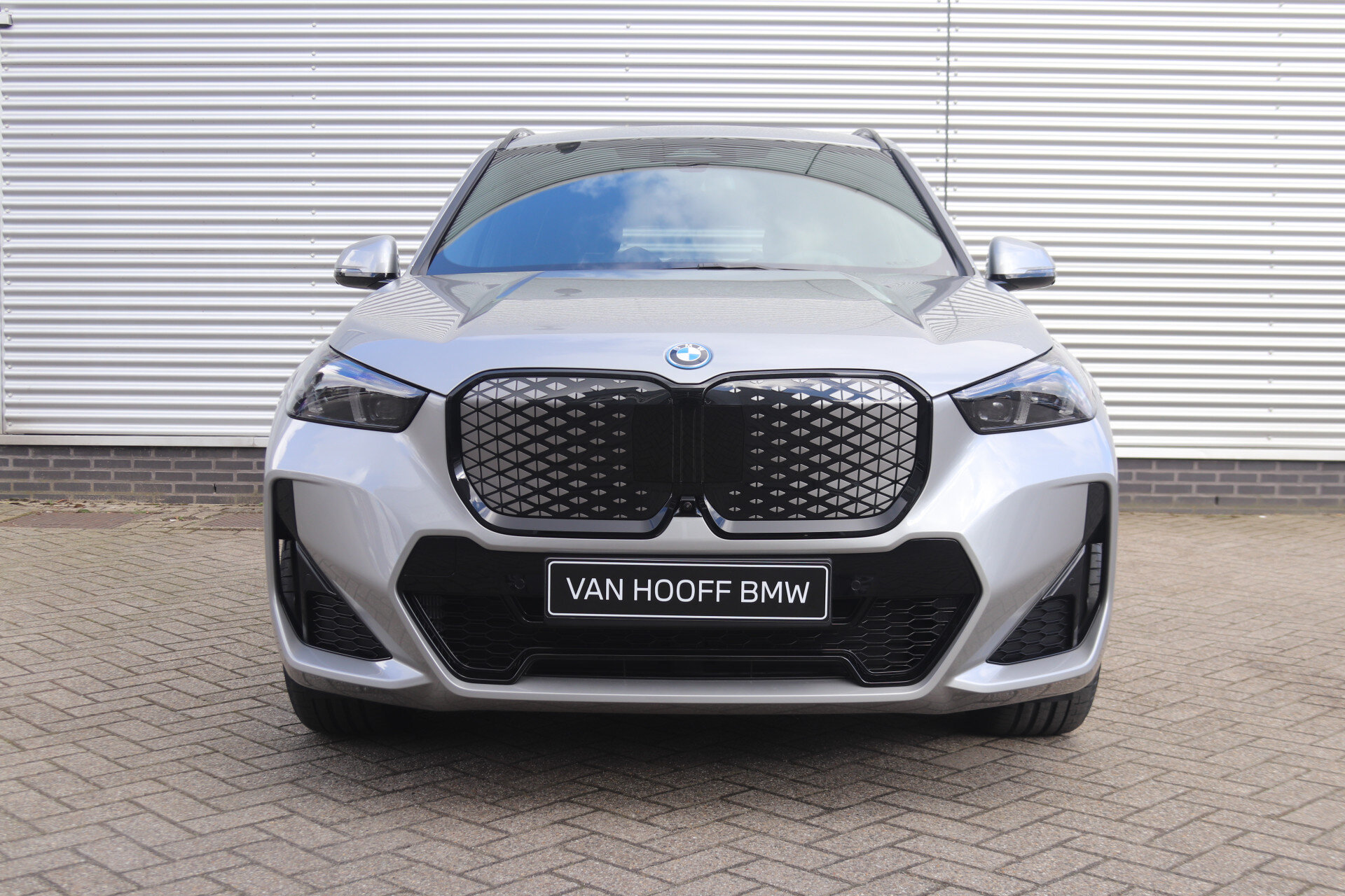 BMW iX1 eDrive20 High Executive M Sport - Afbeelding 2