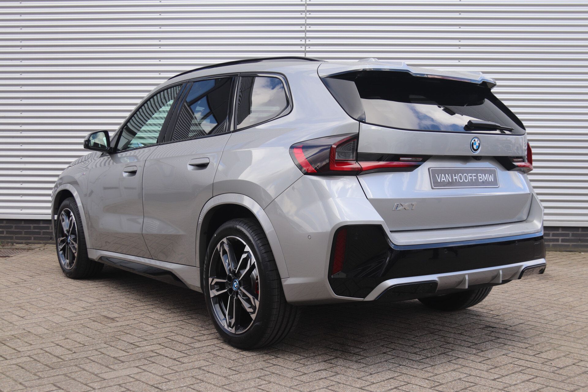 BMW iX1 eDrive20 High Executive M Sport - Afbeelding 3