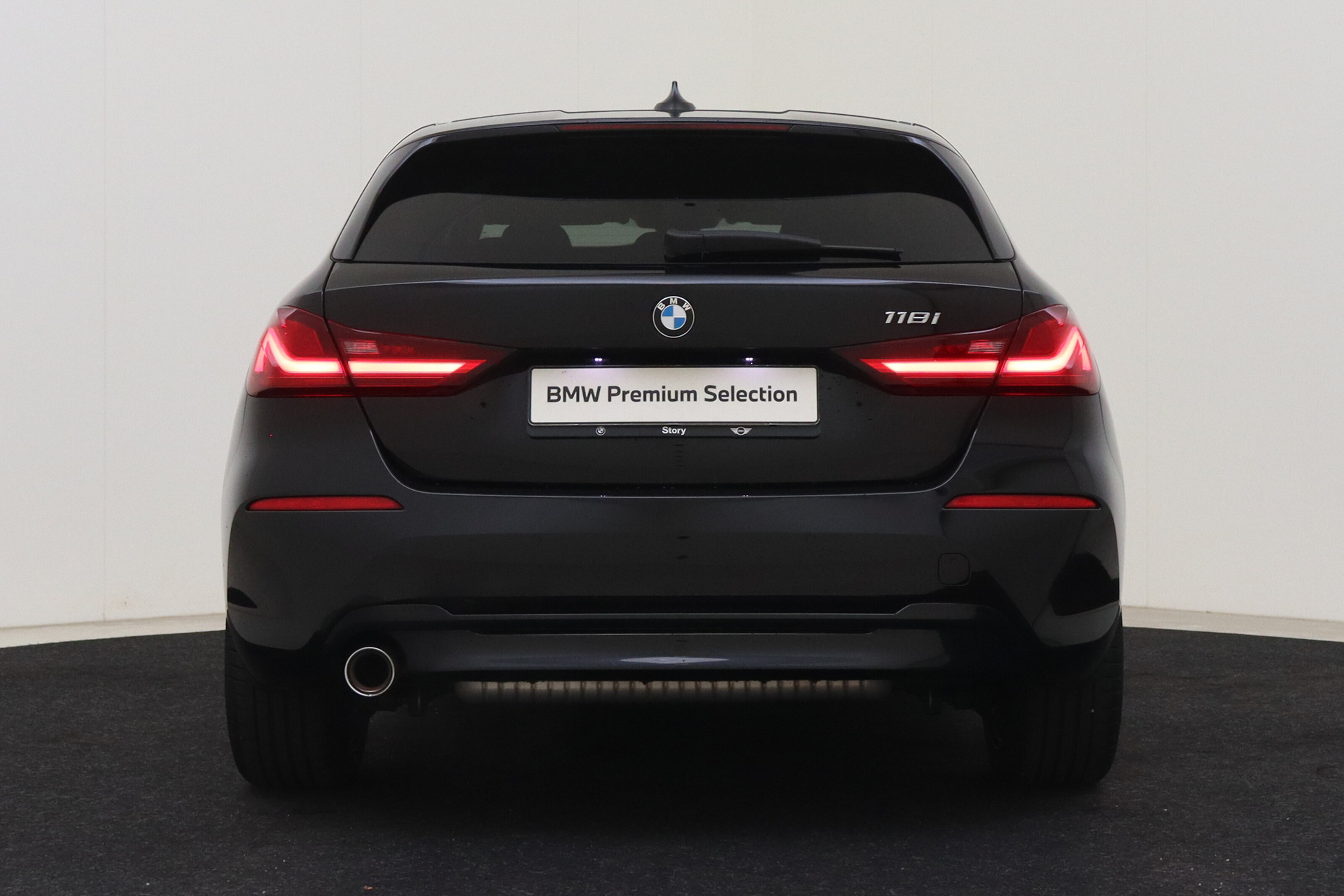 BMW 1 Serie 118i Sport Line Automaat