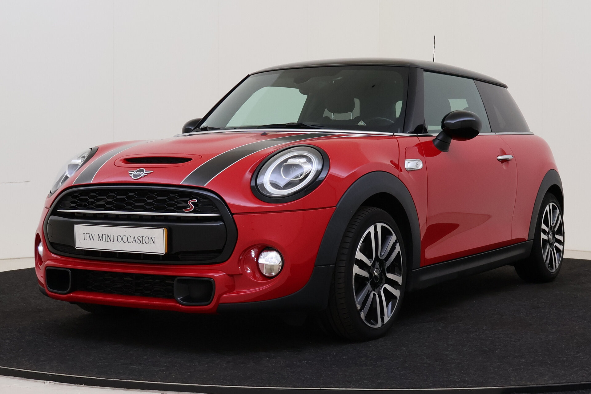 MINI Cooper S Hatchback Chili