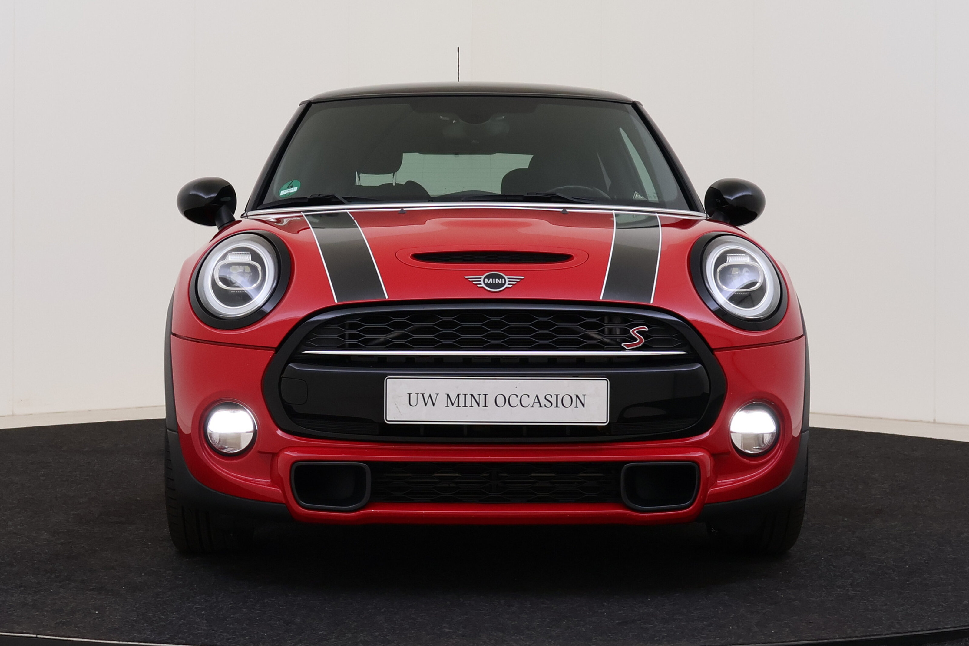MINI Cooper S Hatchback Chili