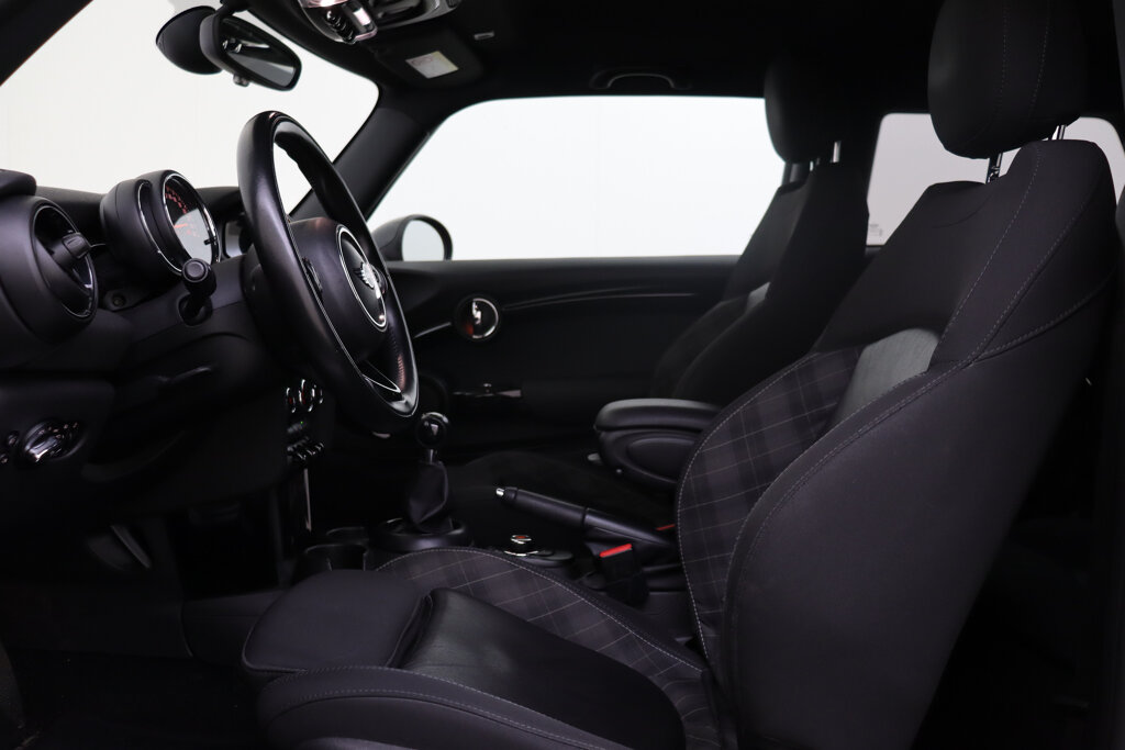 MINI Cooper S 9