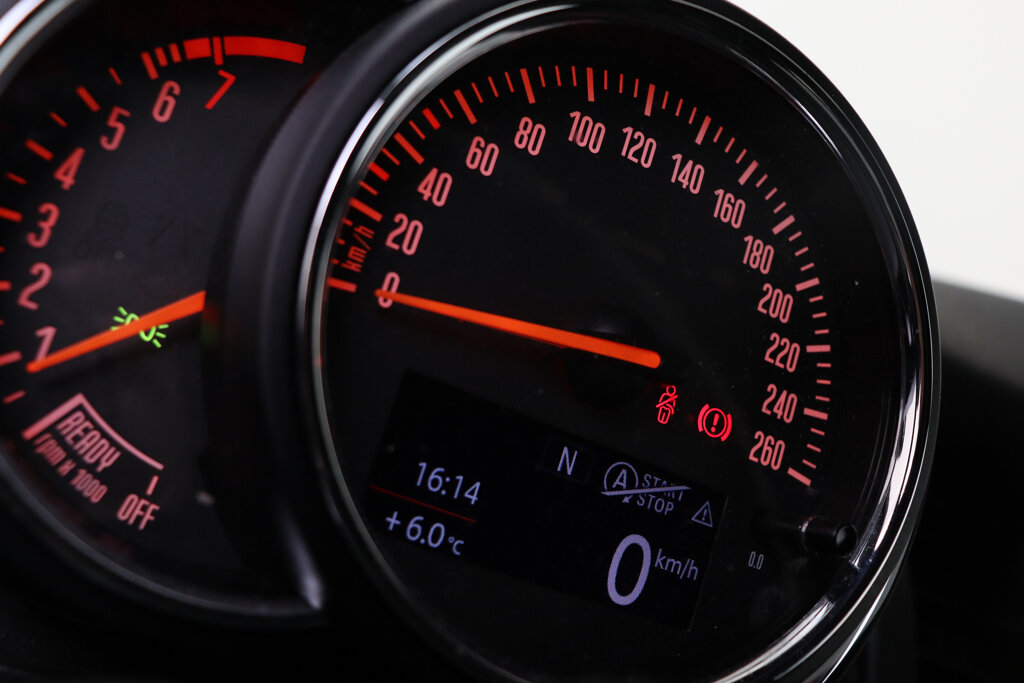 MINI Cooper S 32