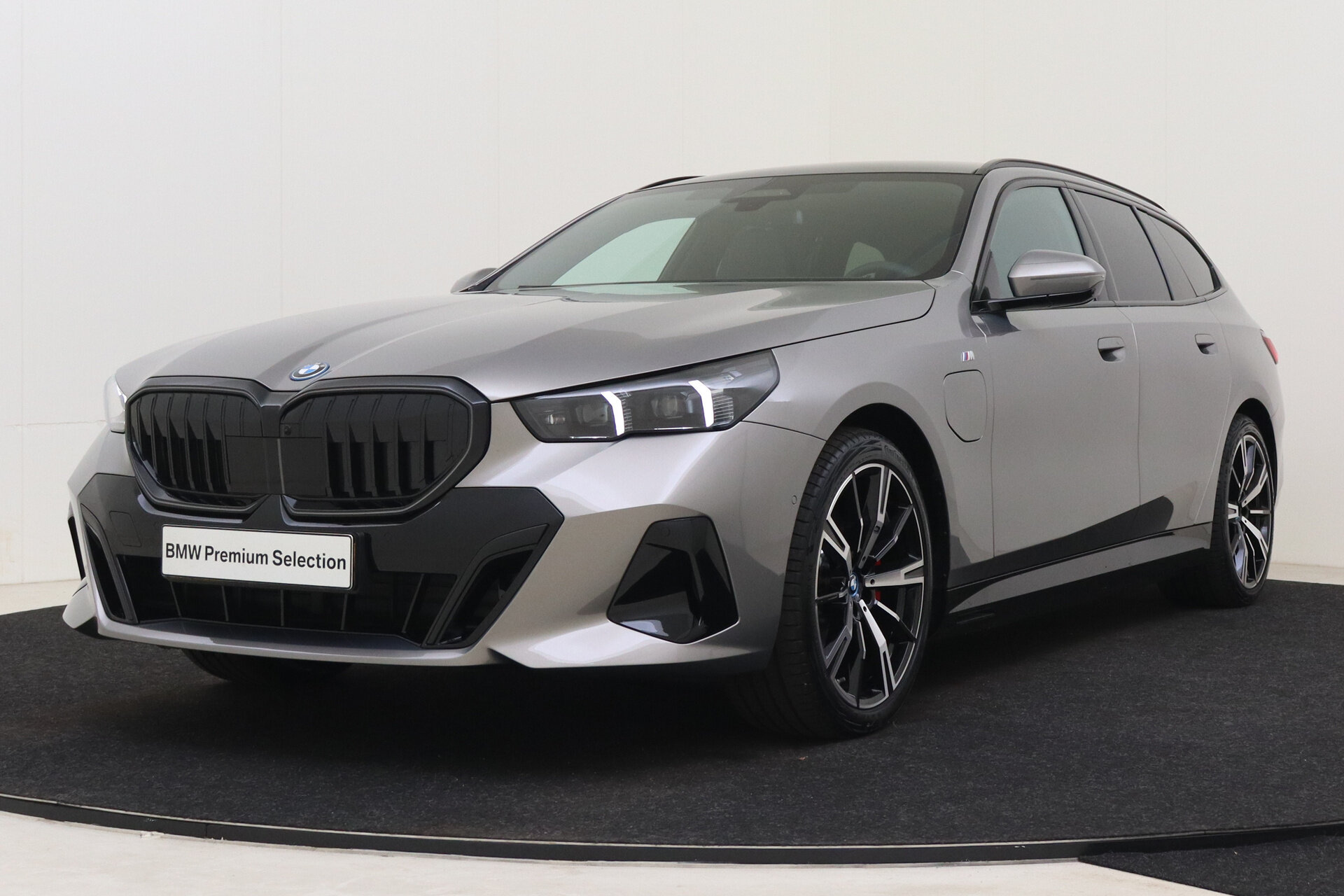 BMW 5 Serie Touring 530e High Executive M Sport Automaat