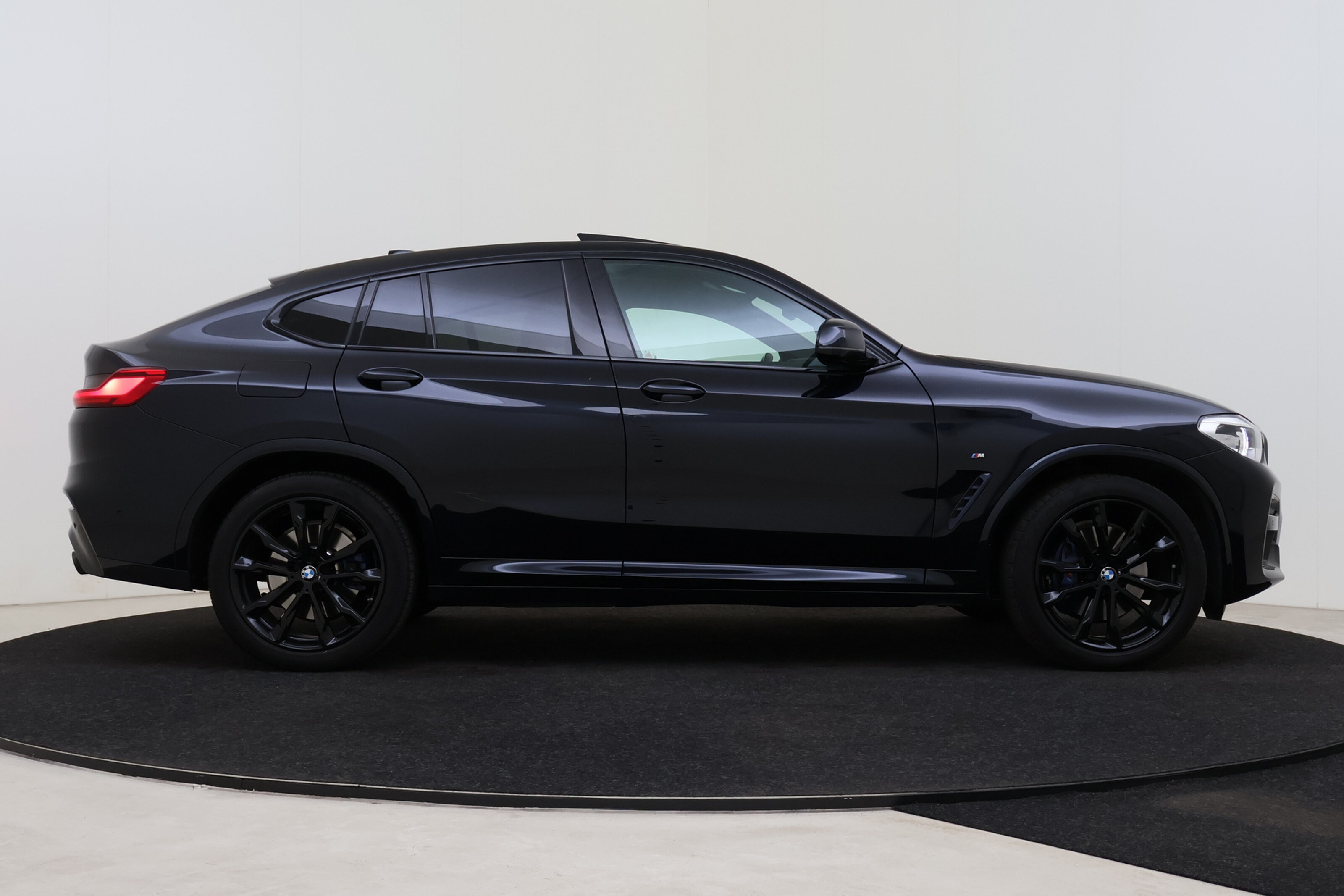 BMW X4 7
