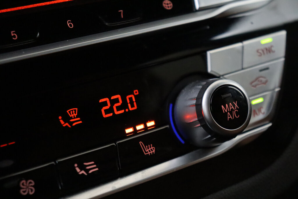 BMW X4 33