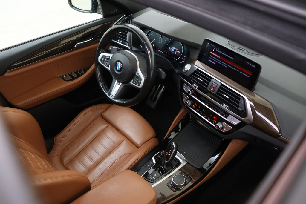 BMW X4 53
