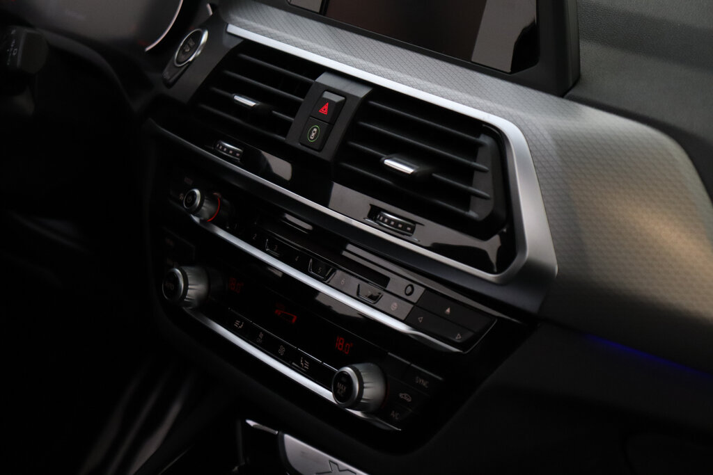 BMW X3 19
