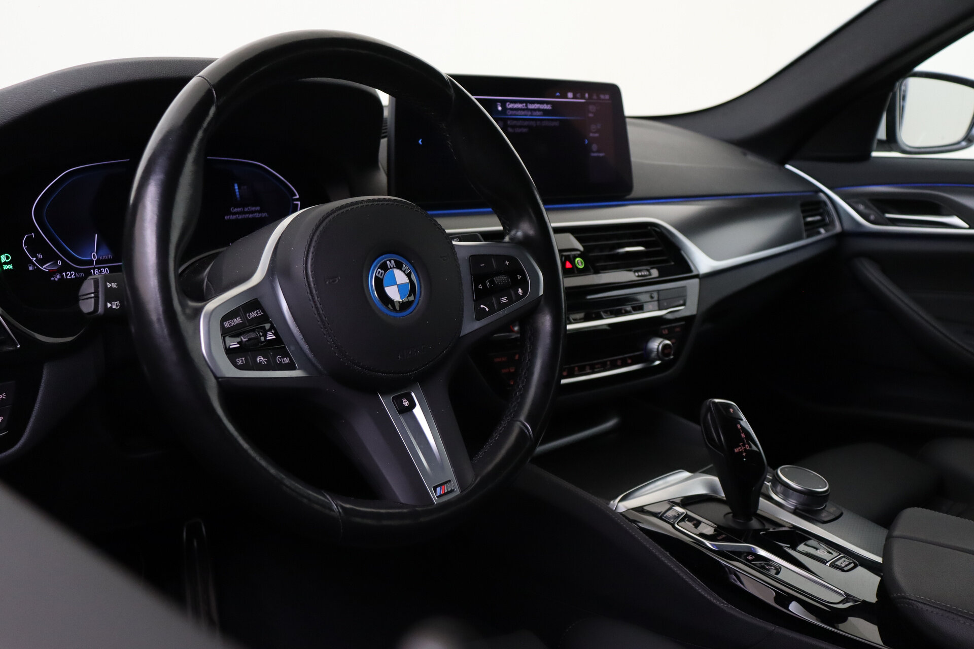 BMW 5 Serie Touring 530e xDrive High Executive M Sport Automaat - Afbeelding 3