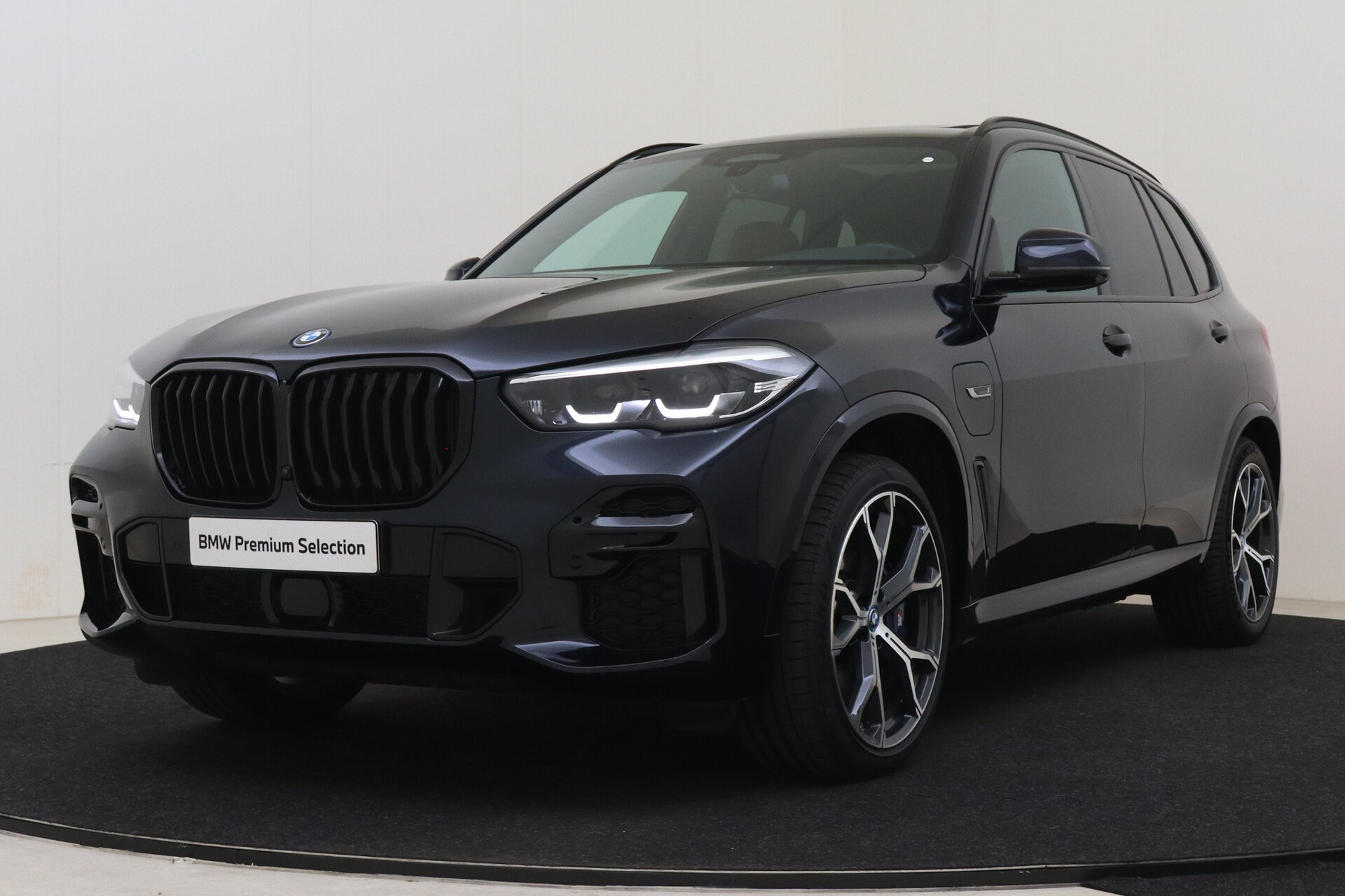 BMW X5 xDrive45e High Executive M Sport Automaat
