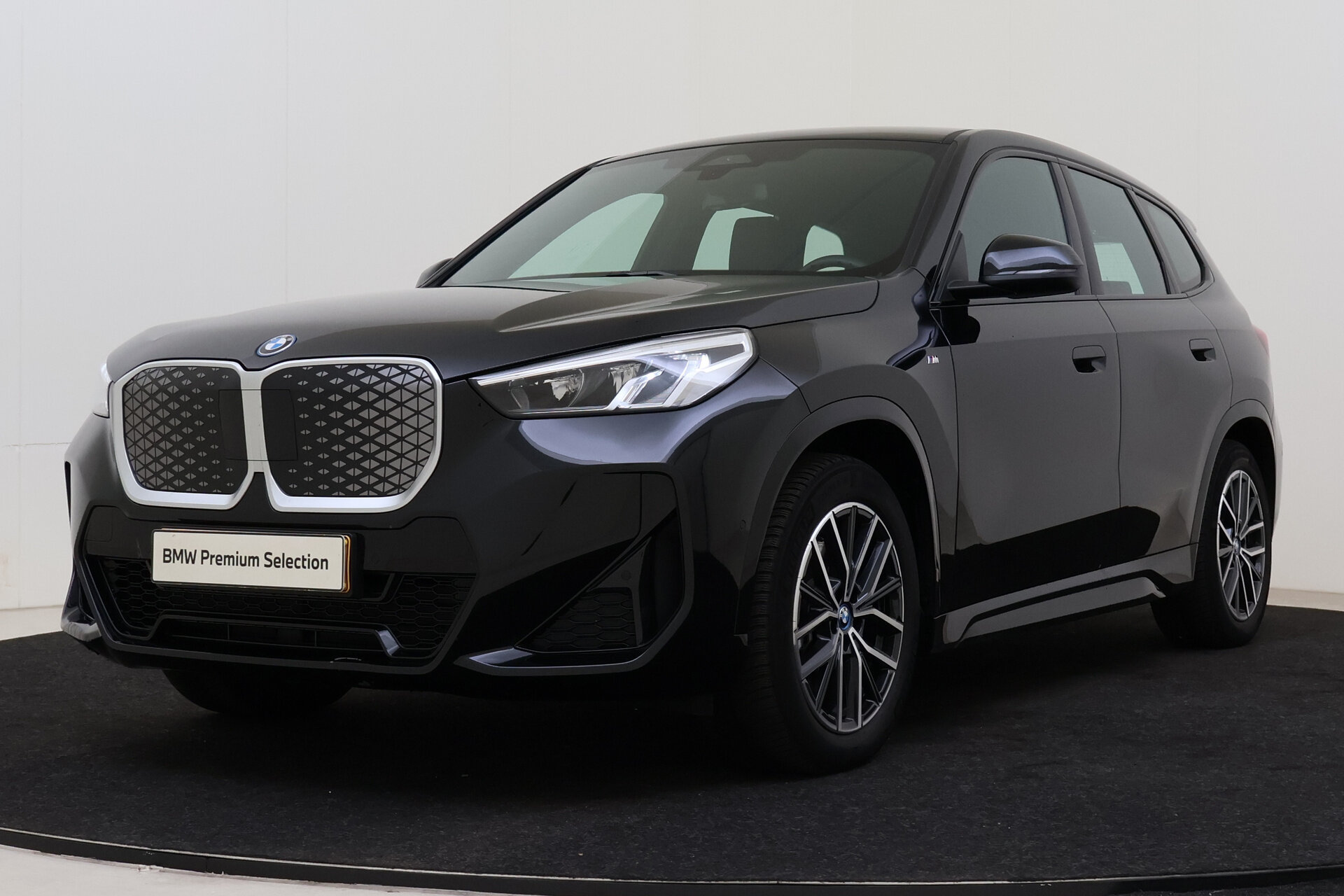 BMW iX1 xDrive30 M Sport