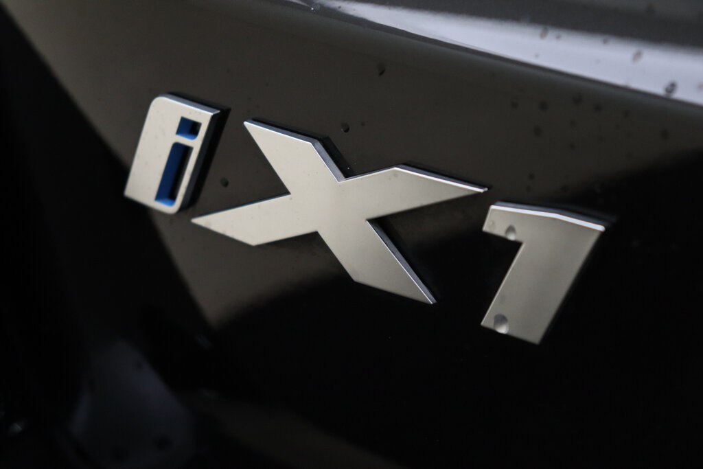 BMW iX1 47