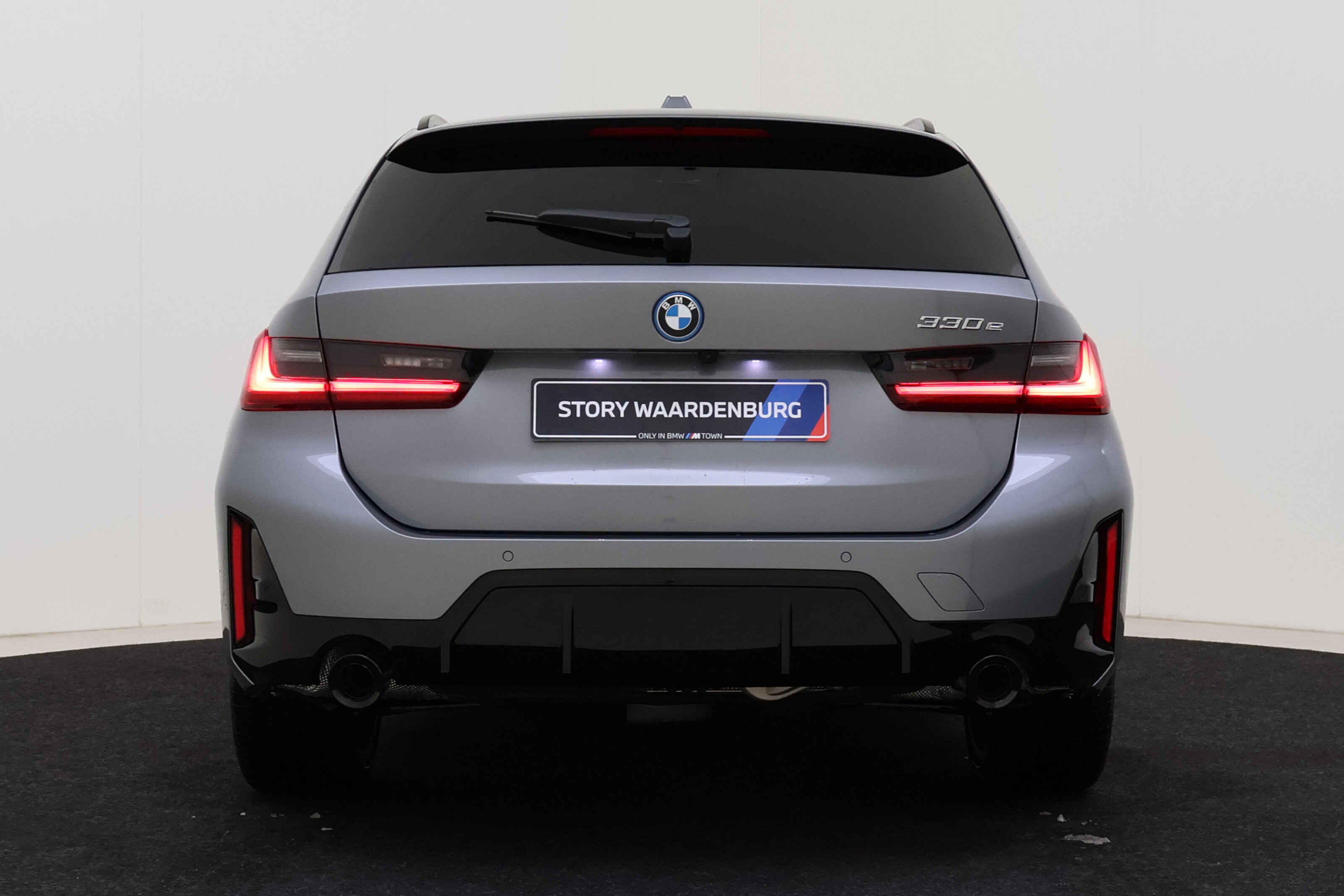 BMW 3 Serie Touring 330e M Sport Automaat
