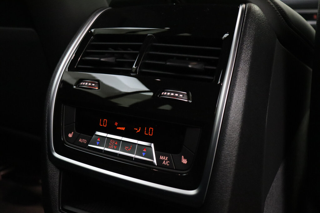 BMW X7 24