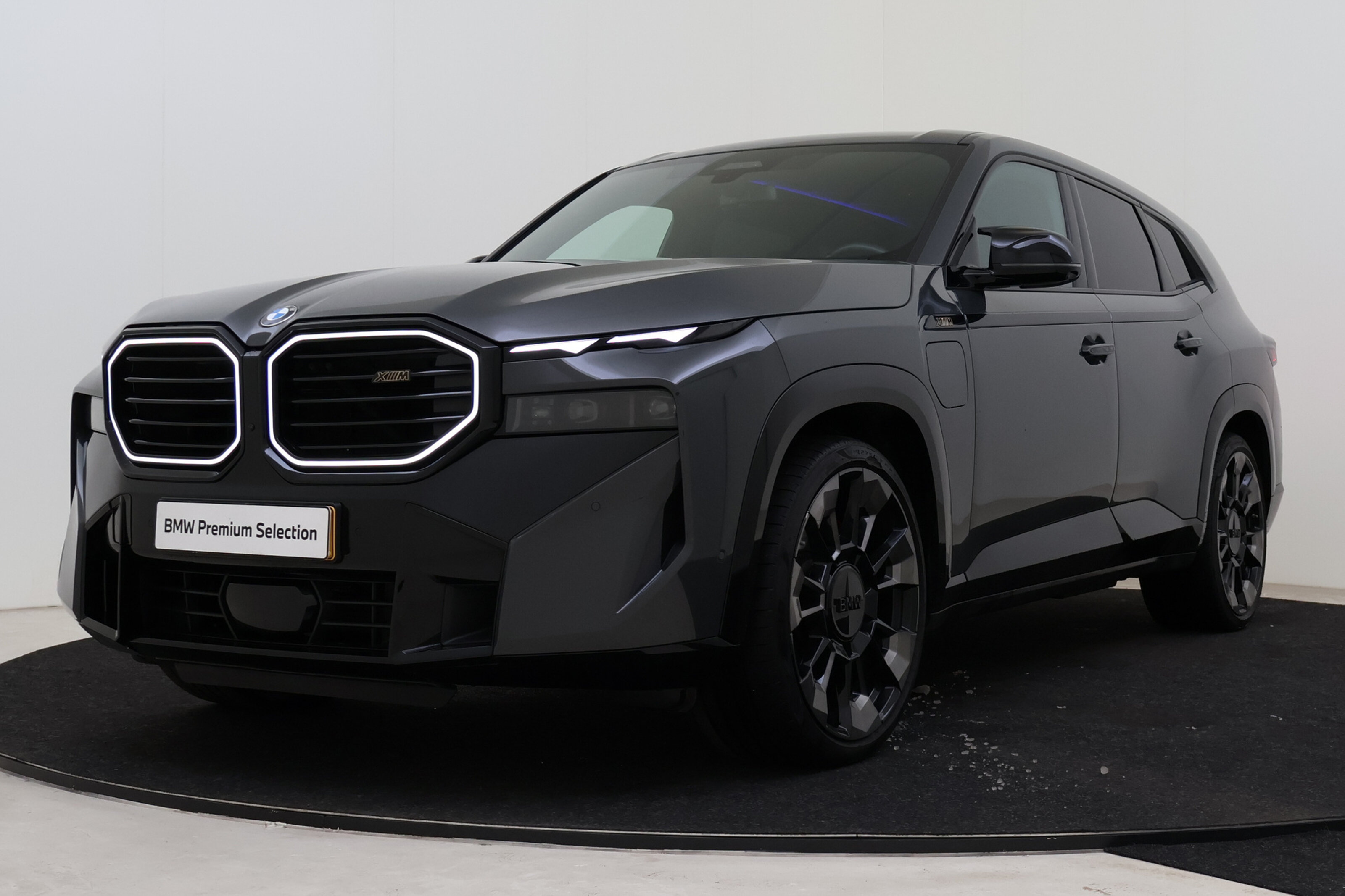 BMW XM PHEV High Executive Automaat