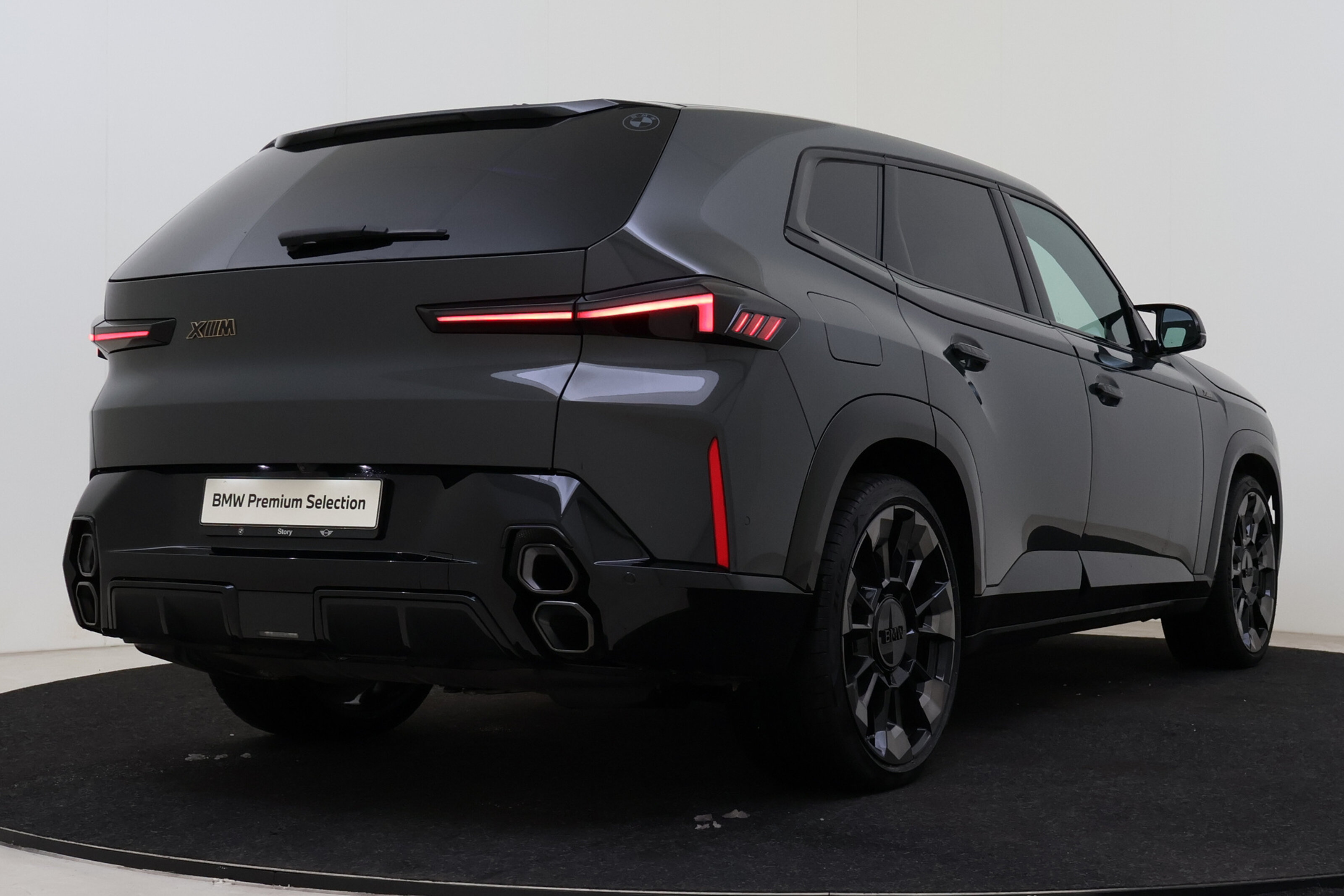 BMW XM PHEV High Executive Automaat
