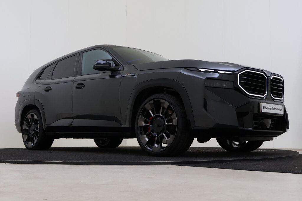 BMW XM 10