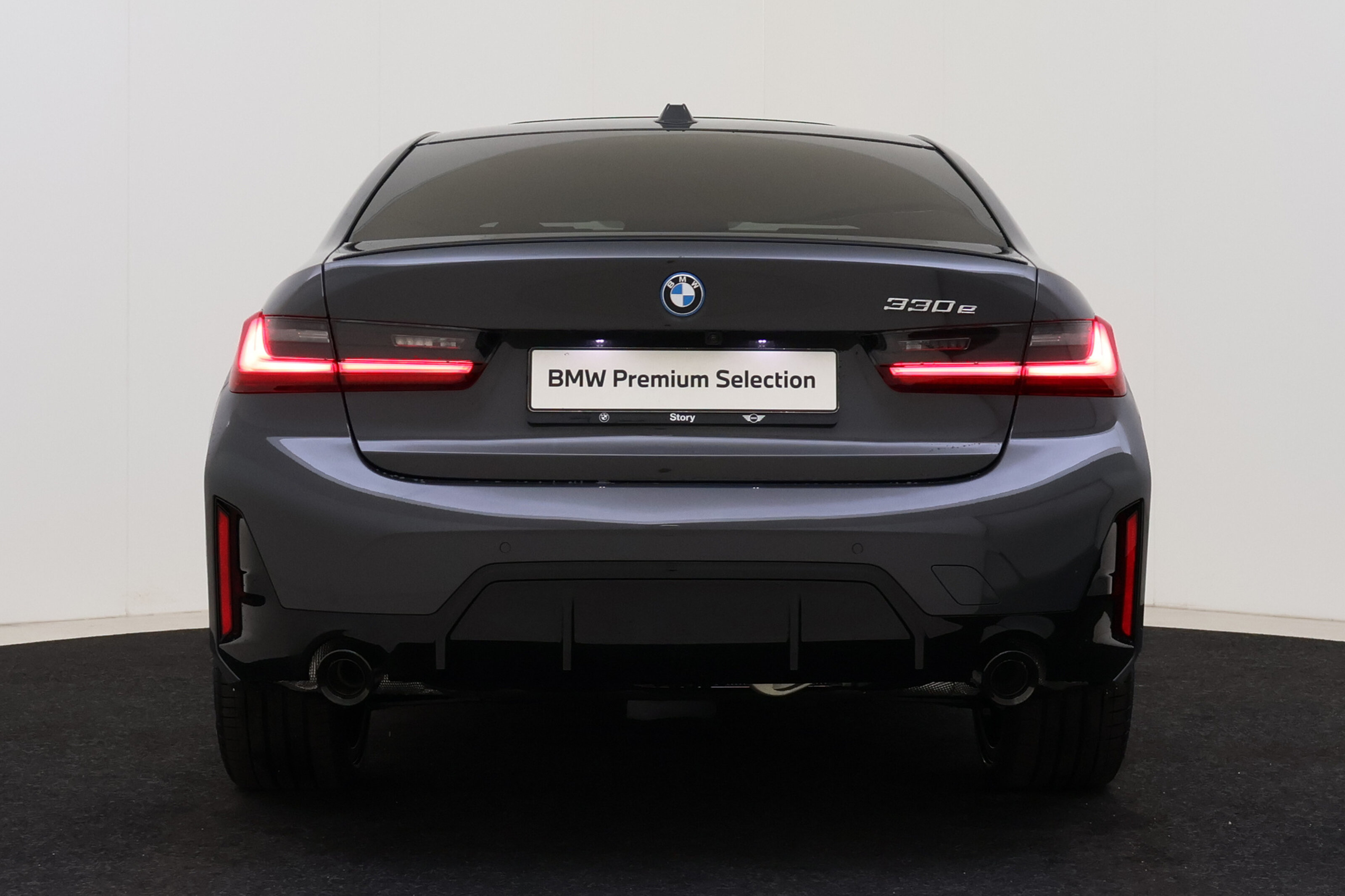 BMW 3 Serie 330e M Sport Automaat