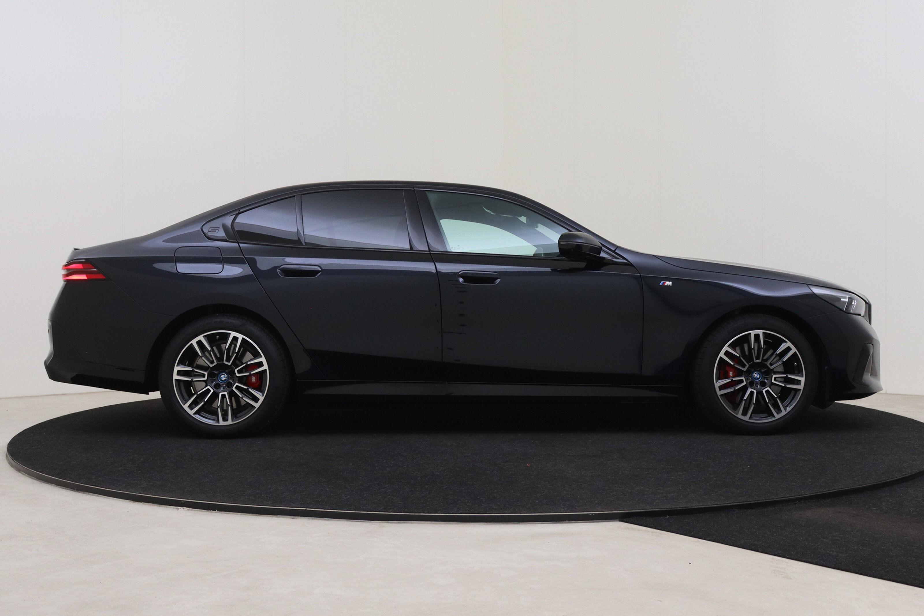 BMW 5 Serie 7