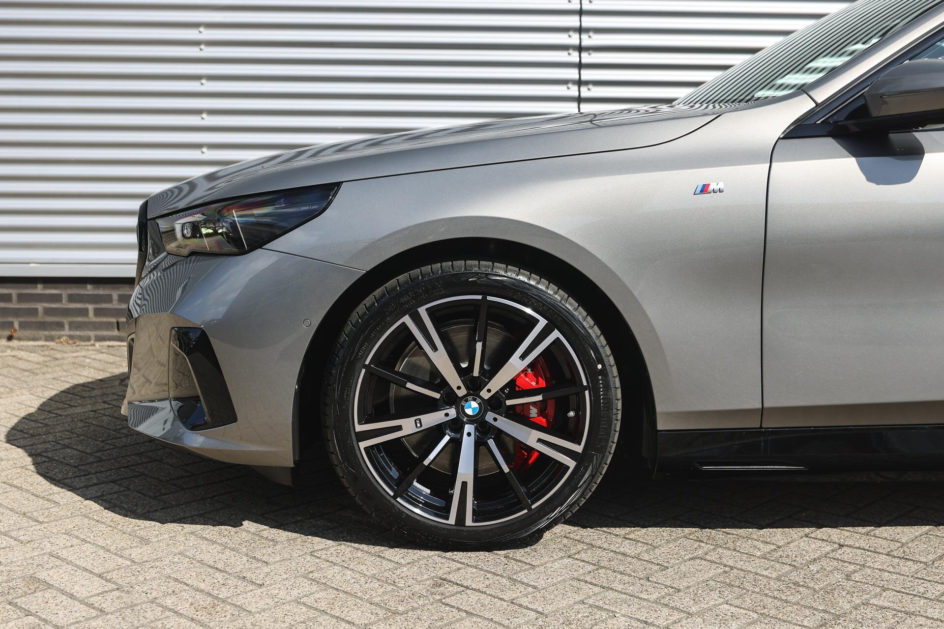 BMW i5 eDrive40 M Sport - Afbeelding 4