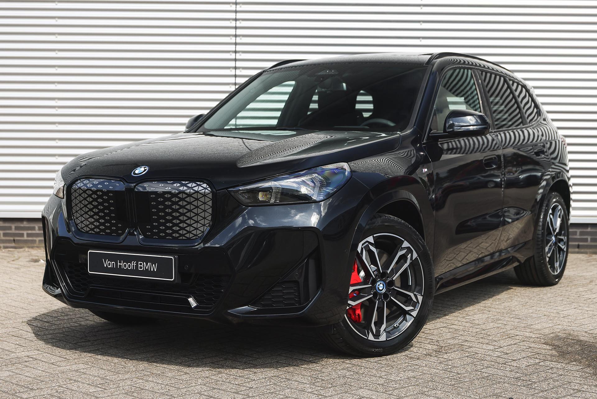 BMW iX1 eDrive20 High Executive M Sport