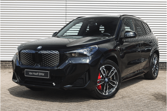 BMW iX1 eDrive20 High Executive M Sport