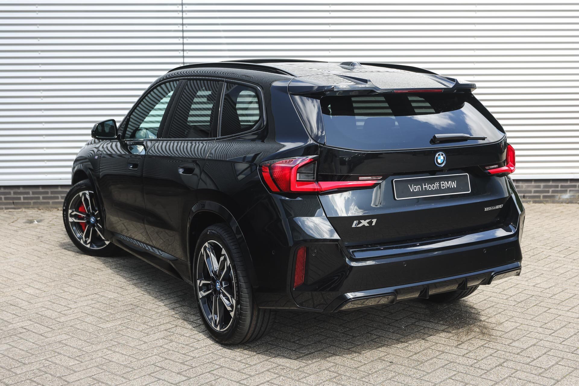 BMW iX1 eDrive20 High Executive M Sport - Afbeelding 2