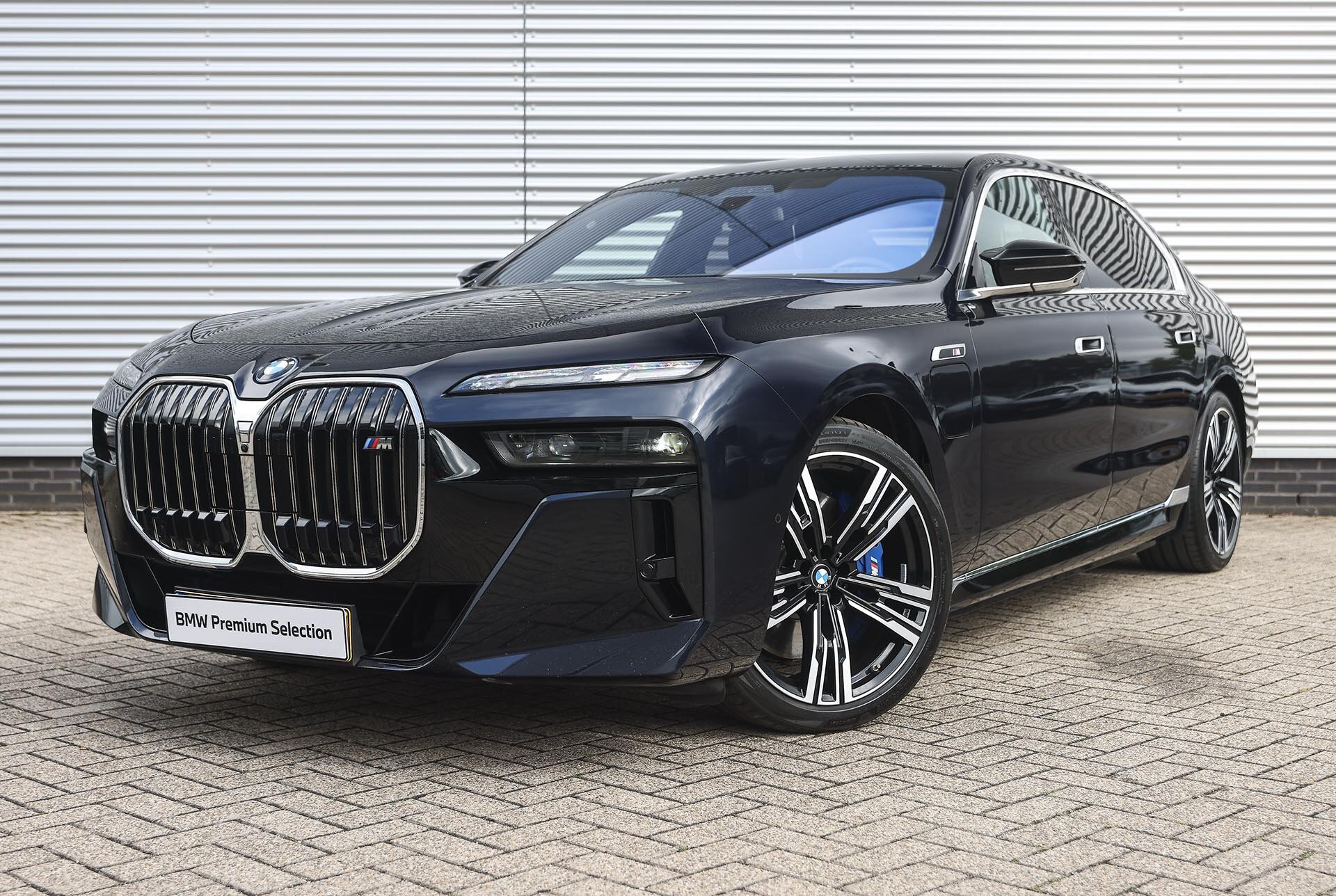 BMW 7 Serie M760e xDrive High Executive Automaat