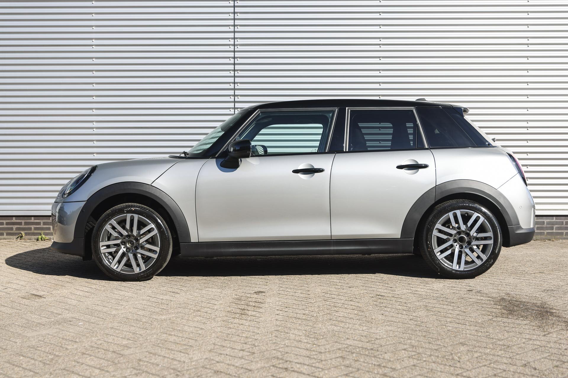 MINI 5-Deurs Hatchback Cooper C Automaat - Afbeelding 5