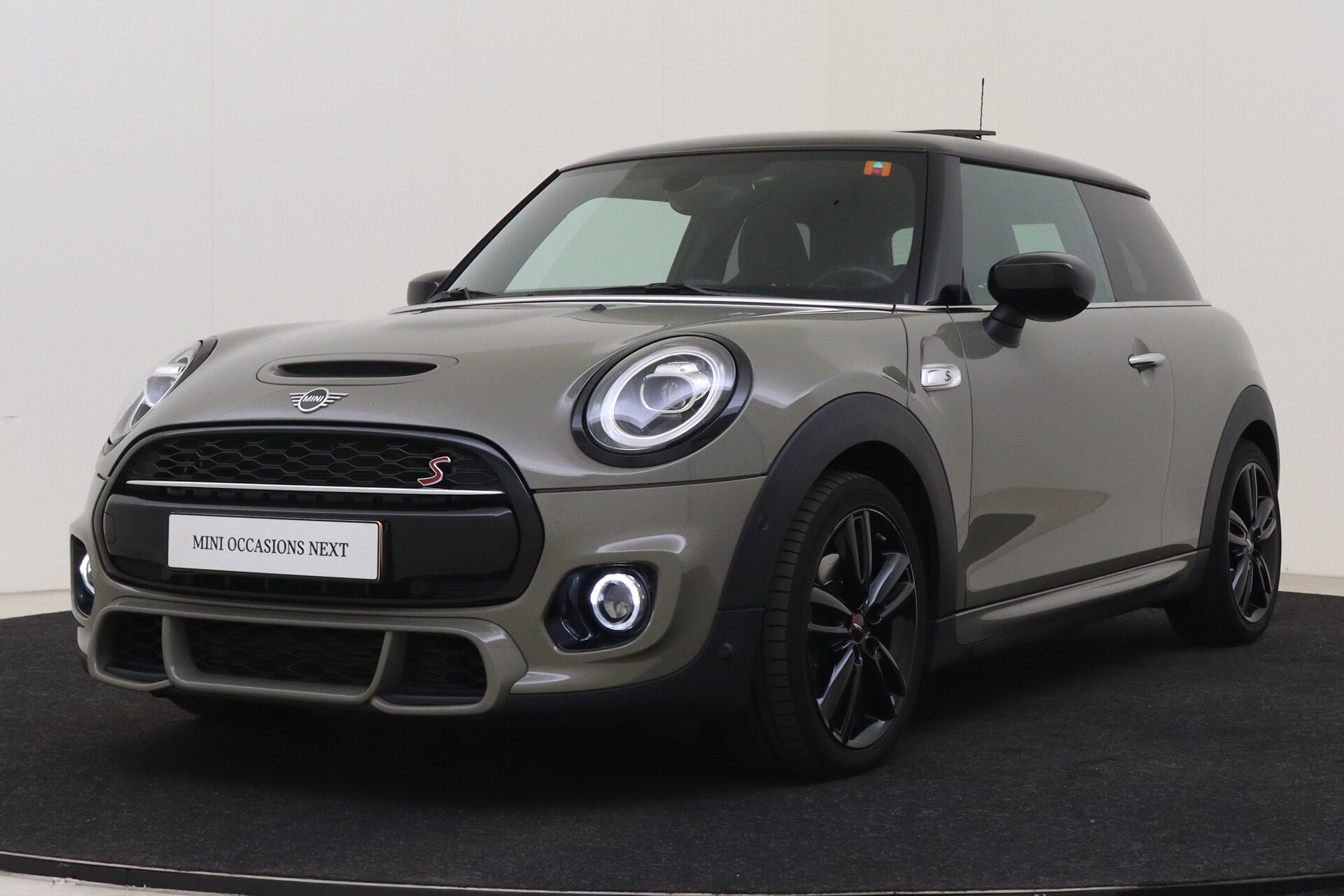 MINI Cooper S Hatchback JCW Automaat