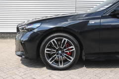 BMW 5 Serie Touring 540d xDrive M Sport High Executive Automaat - Afbeelding 4