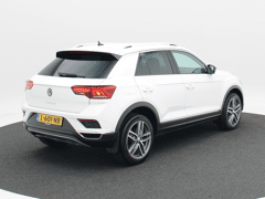 Volkswagen T-Roc 1.5 TSi 150 Pk Automaat Sport - Afbeelding 2