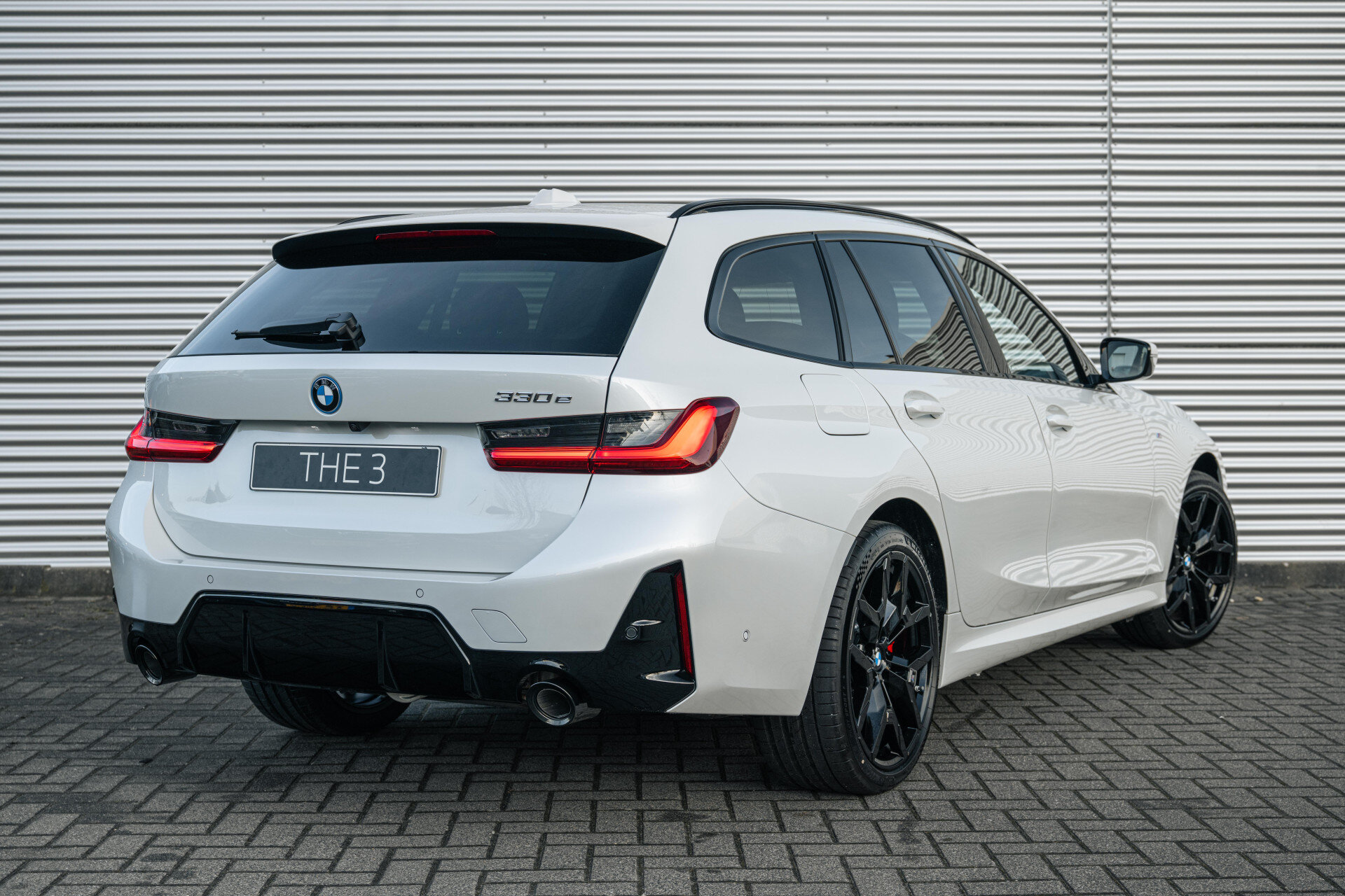 BMW 3 Serie Touring 330e M Sport Automaat - Afbeelding 2