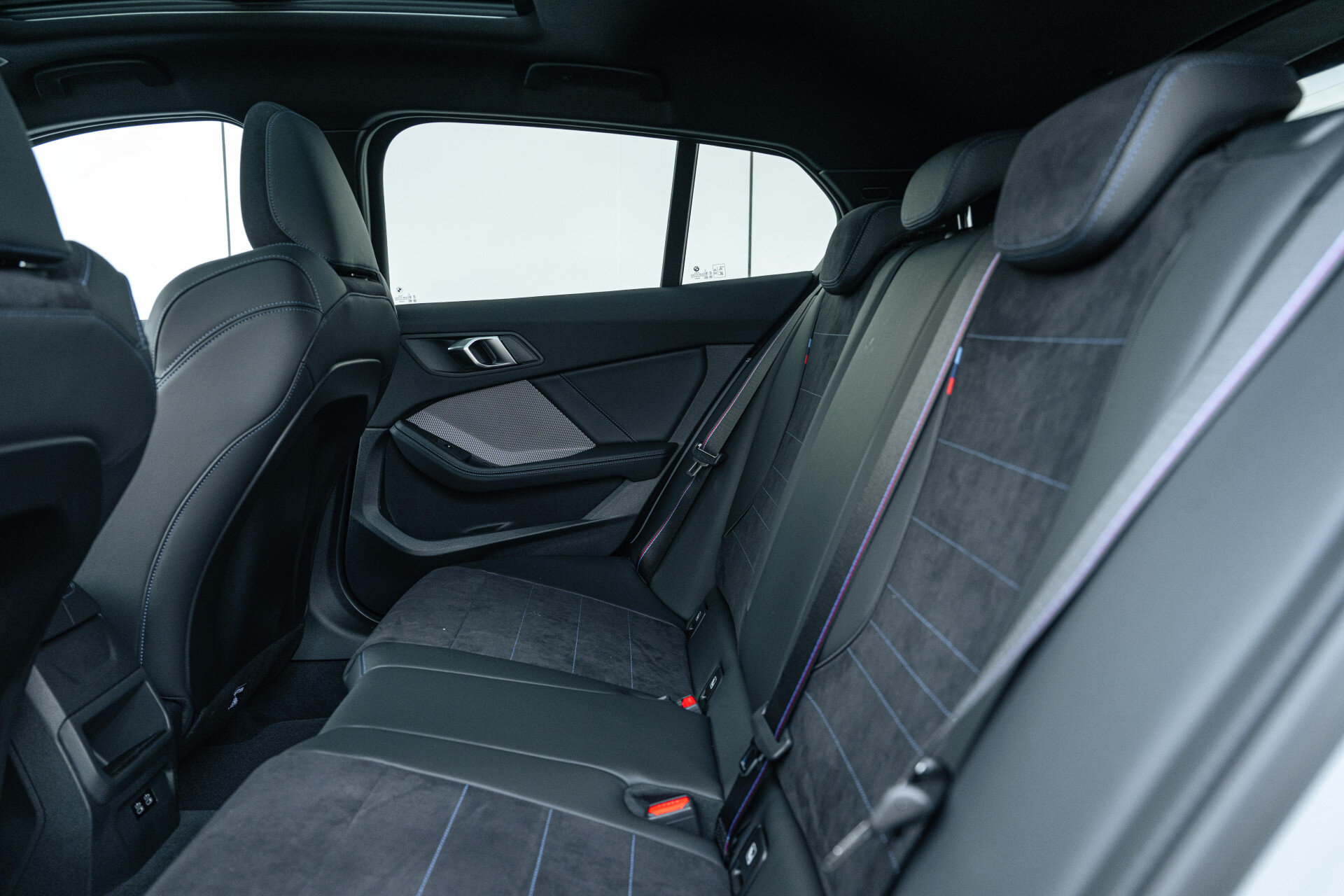 BMW 1 Serie 120 High Executive M Sport Automaat - Afbeelding 4